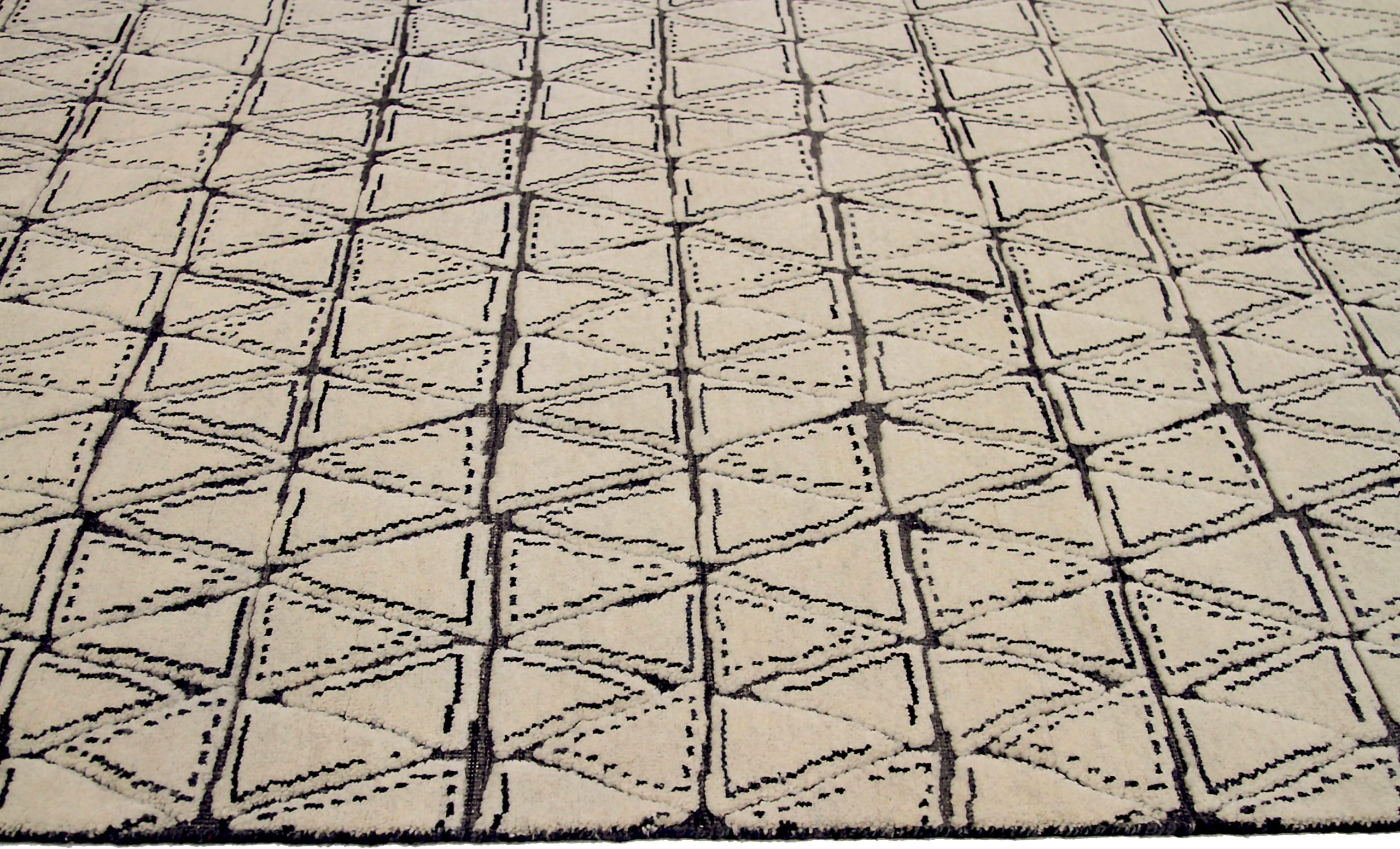 Thumbnail 2 for India Modern / Contemporary Rug 90612