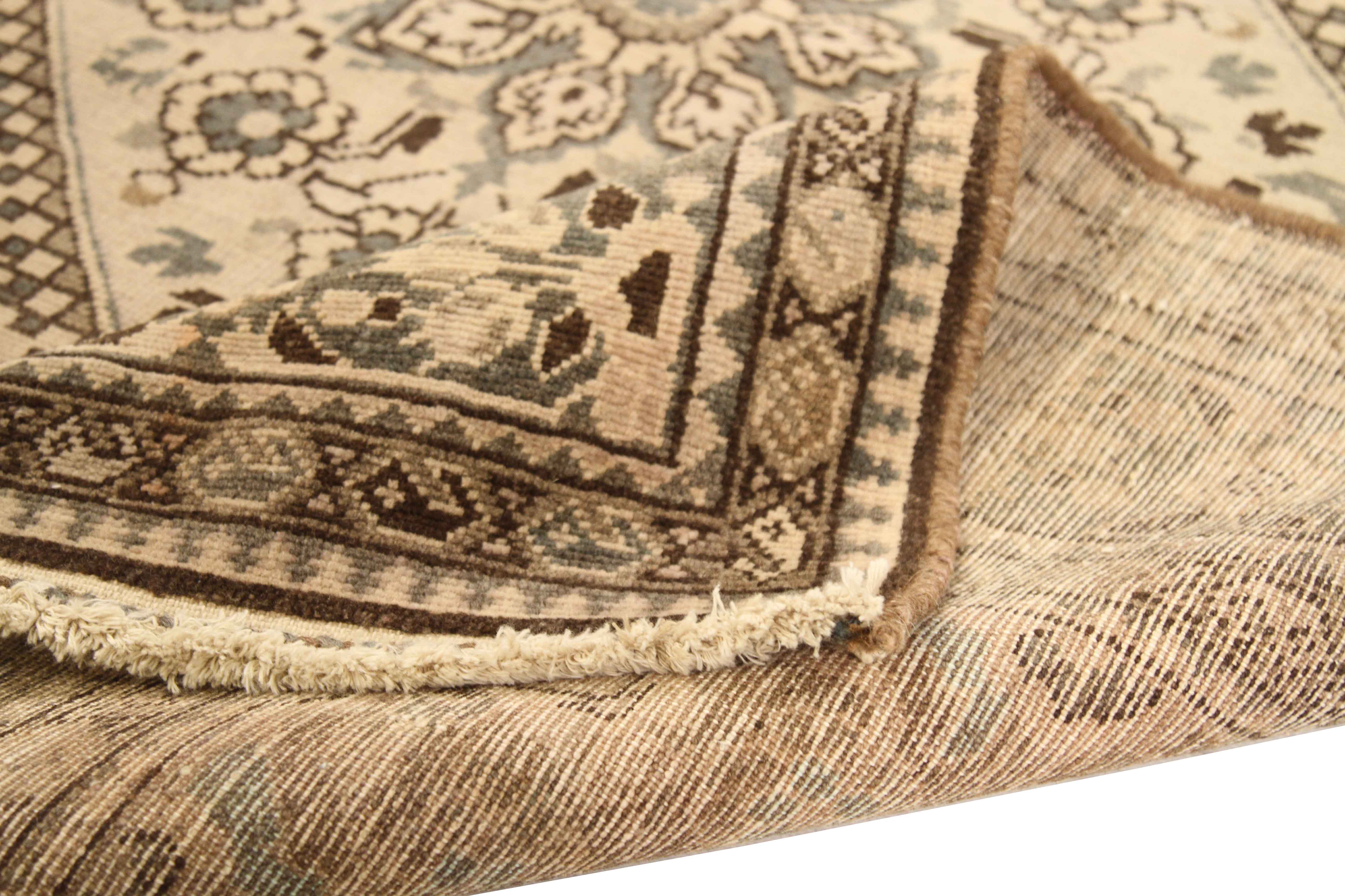 Thumbnail 3 for Antique Persian Malayer Traditional Rug 73514