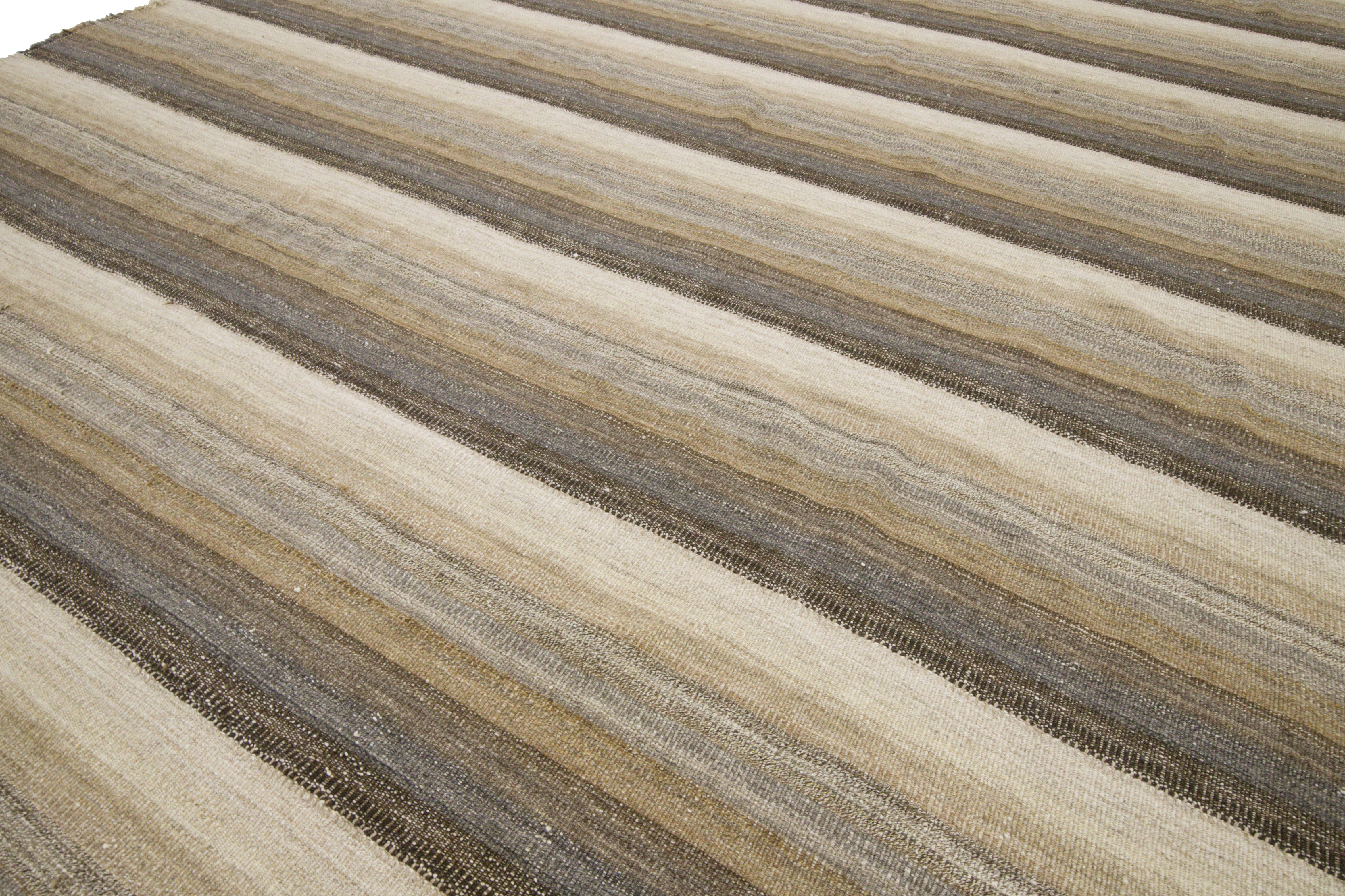 Thumbnail 4 for Antique Turkey Oushak Transitional Rug 88355