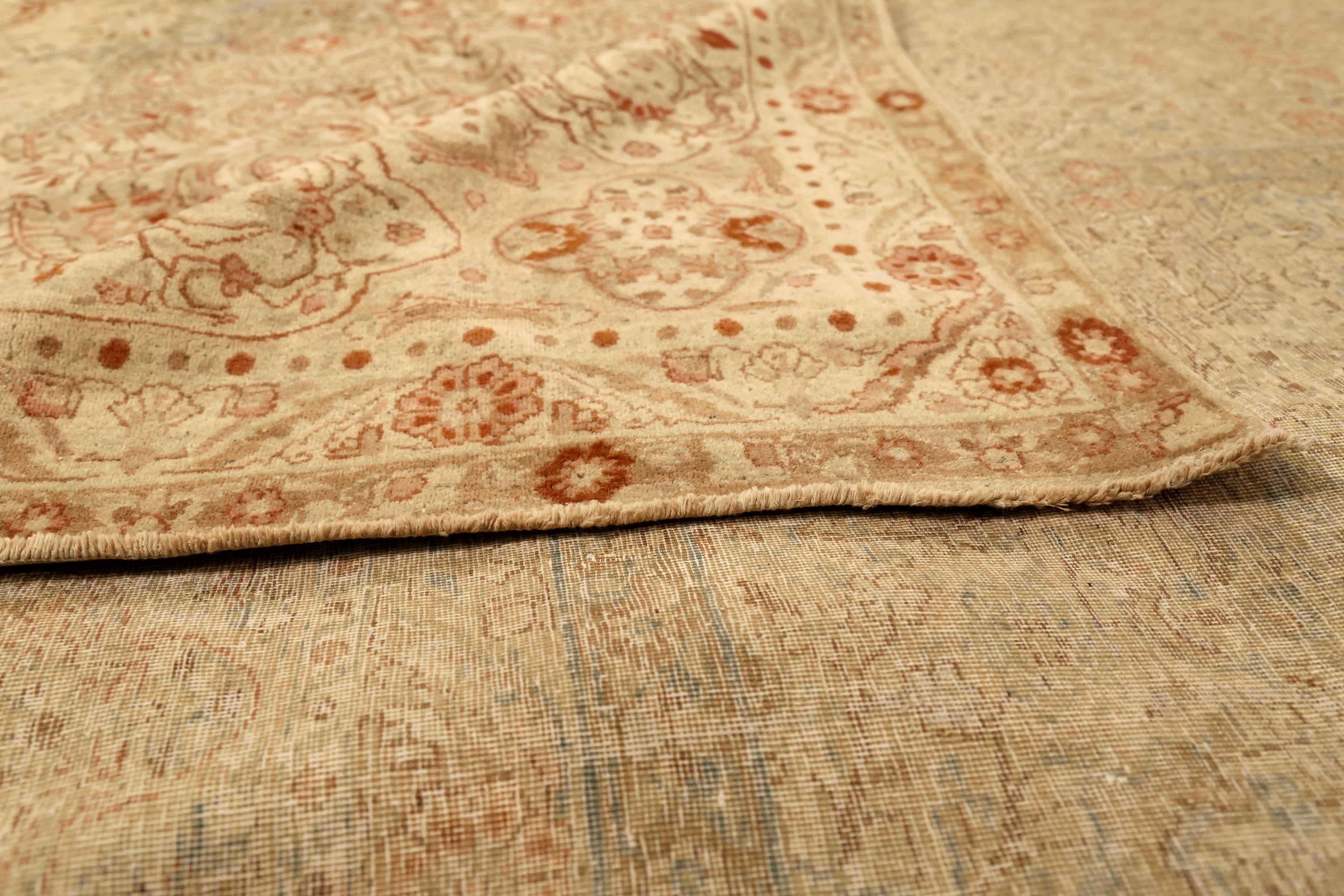 Thumbnail 4 for Antique Persian Kerman Traditional Rug 73921