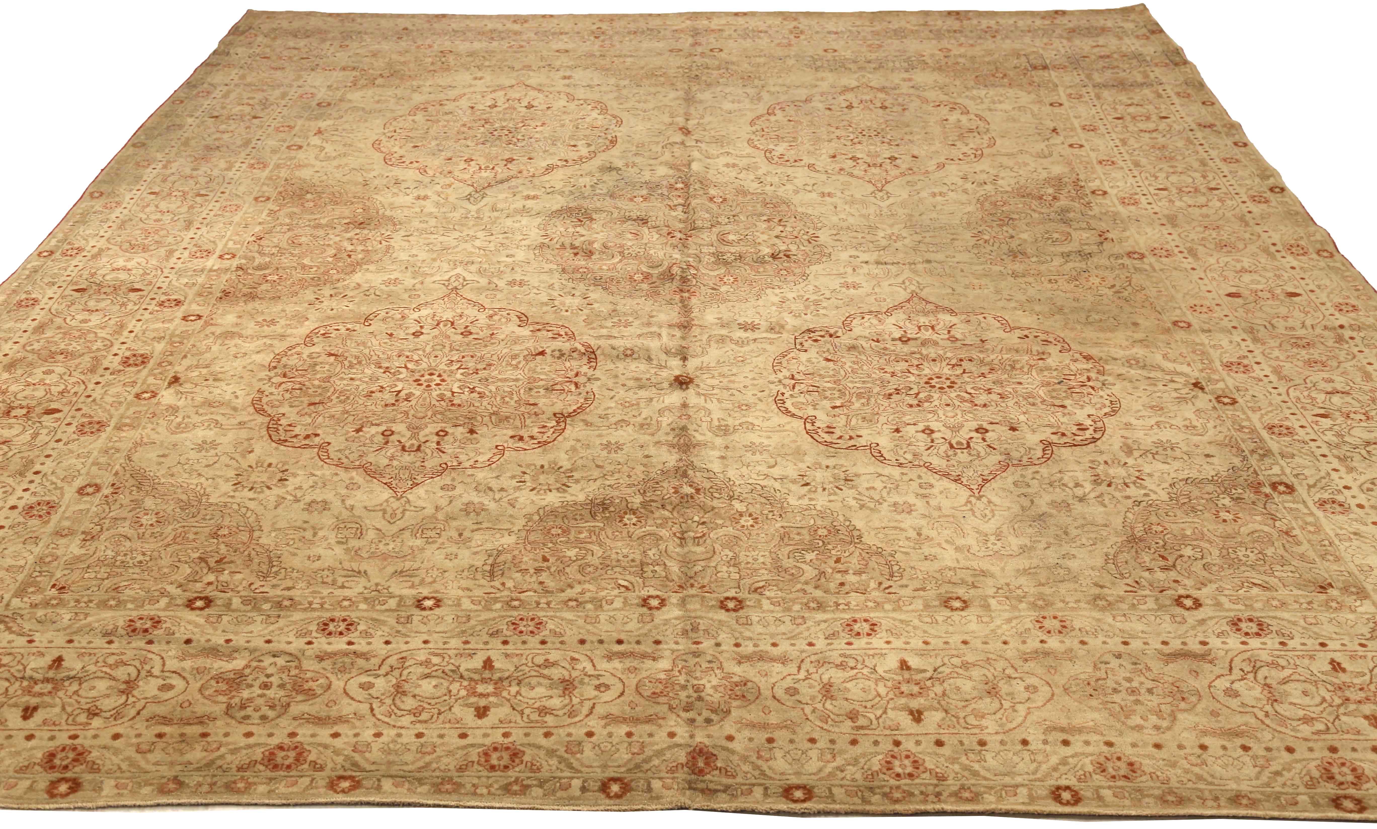Thumbnail 2 for Antique Persian Kerman Traditional Rug 73921