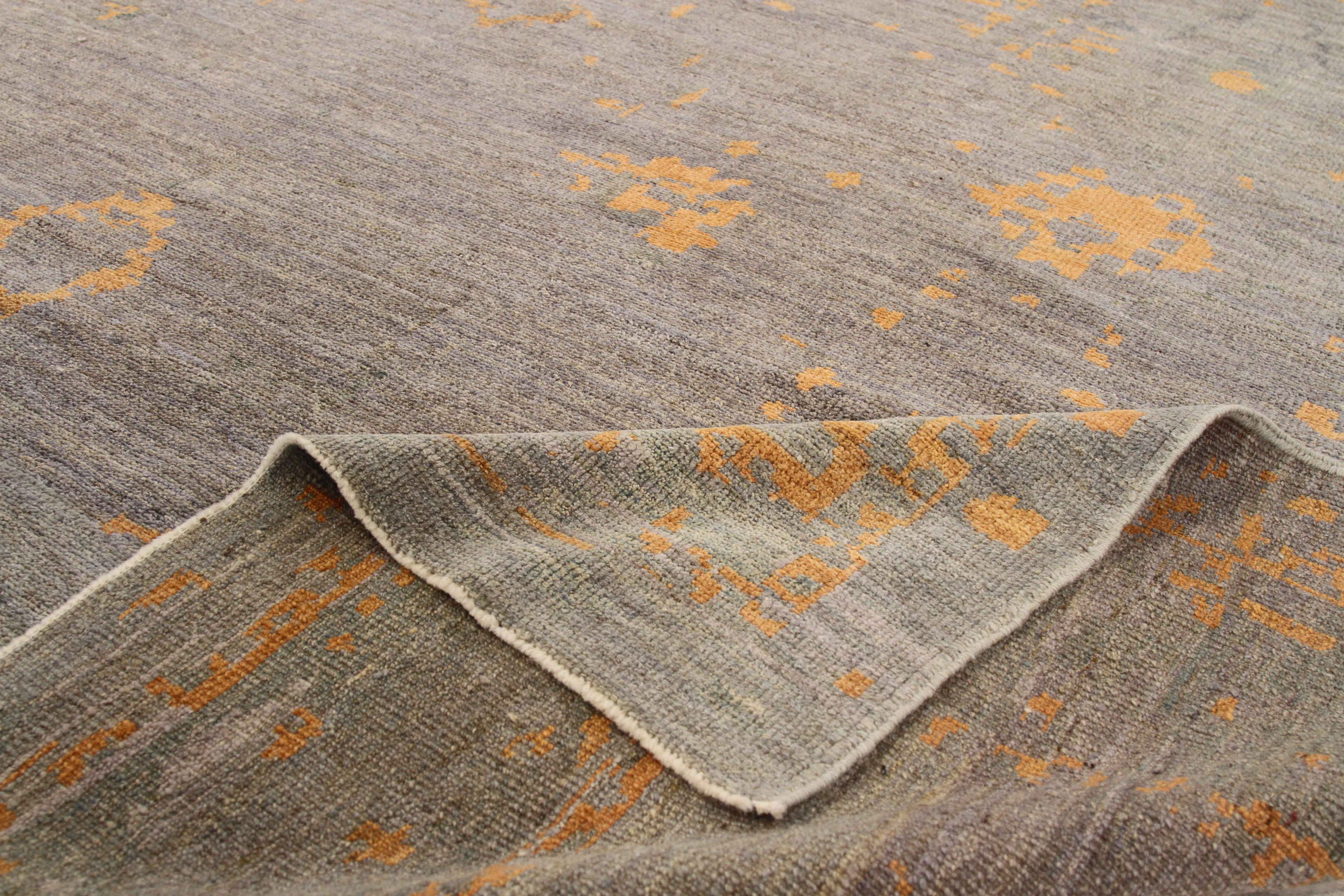 Thumbnail 4 for Persian Oushak Transitional Rug 69043