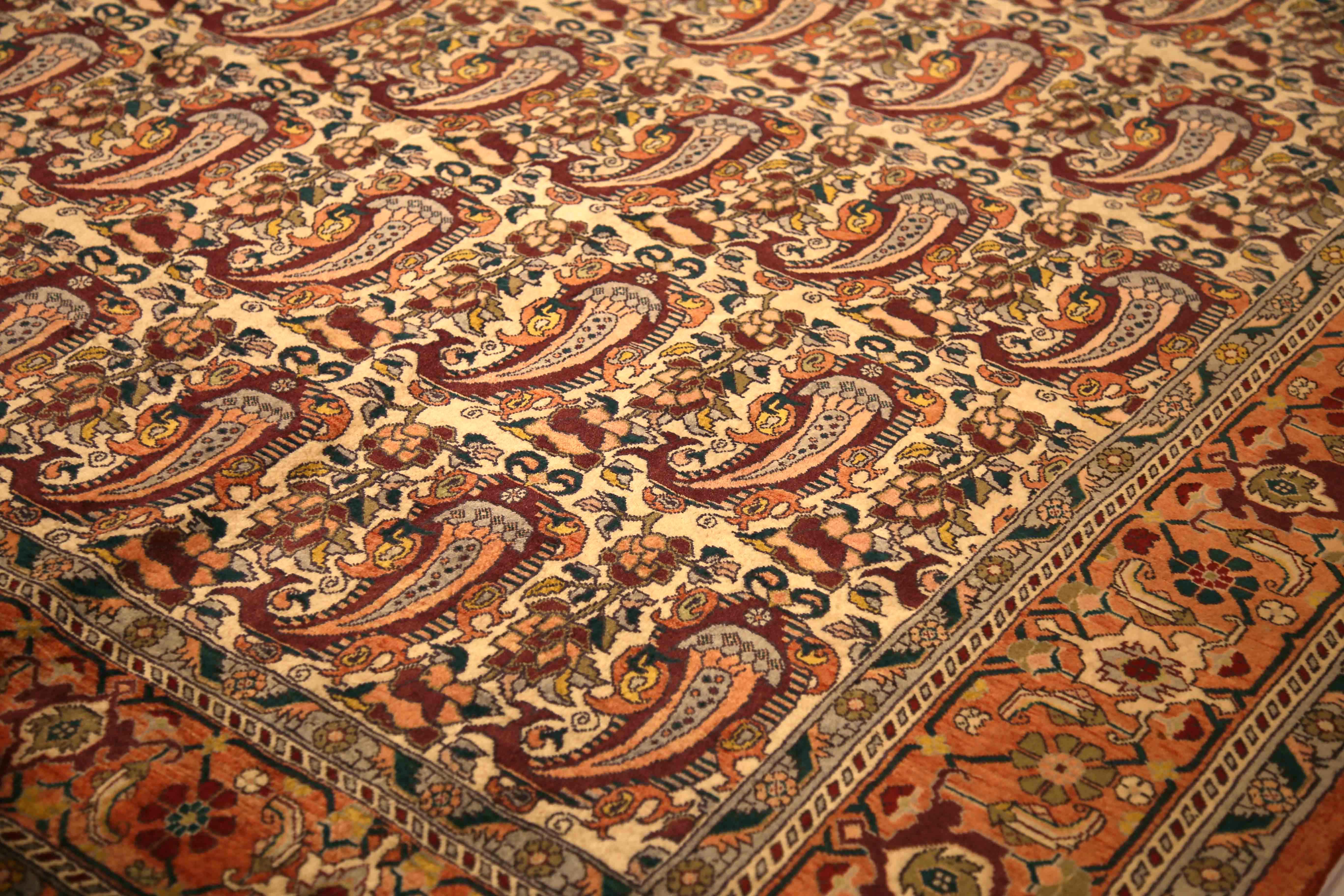 Thumbnail 5 for Antique Persian (Senneh (Kermanshah)) Traditional Rug 69010