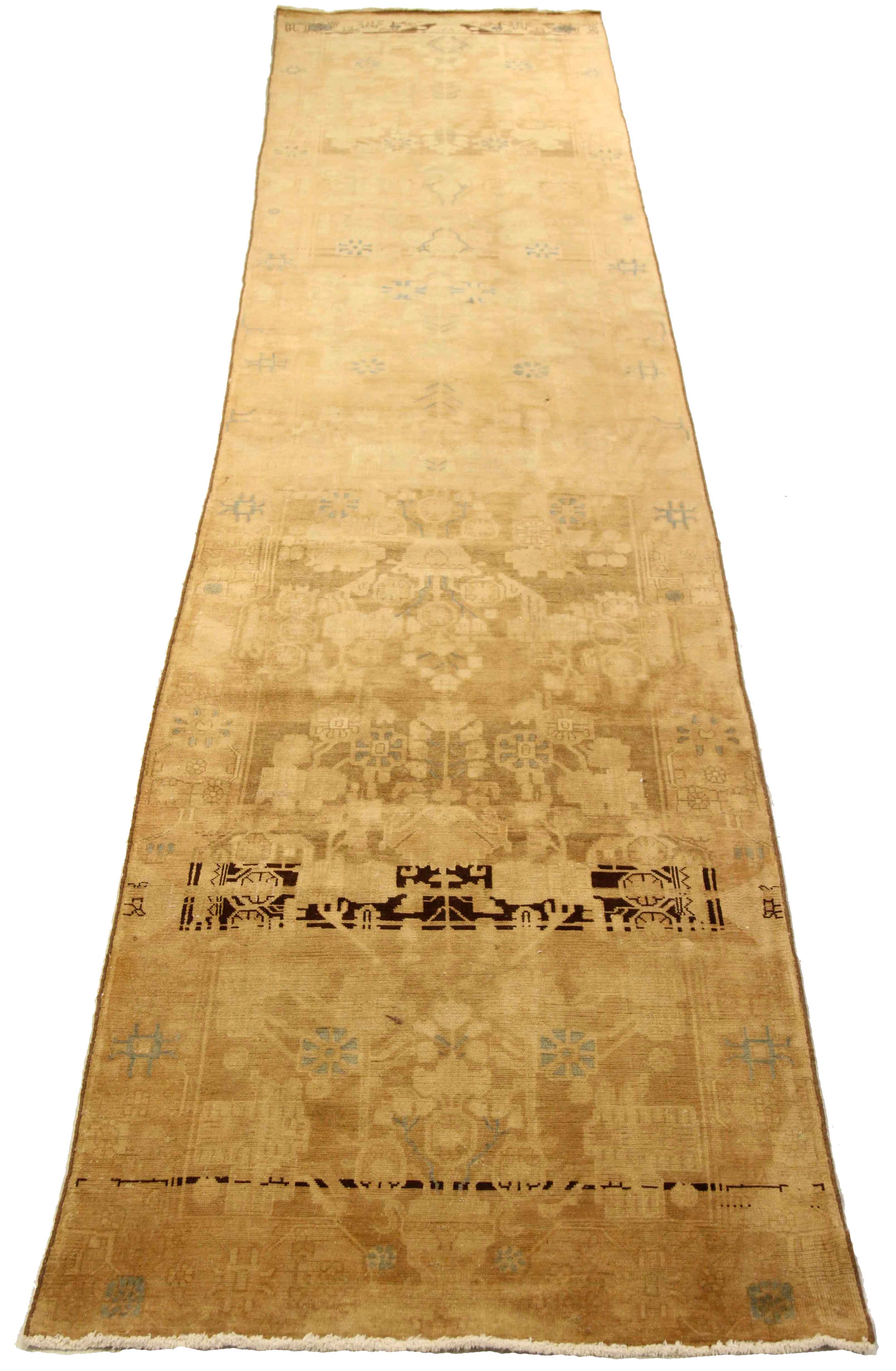 Thumbnail 4 for Antique Persian Nahavand Transitional Rug 74079