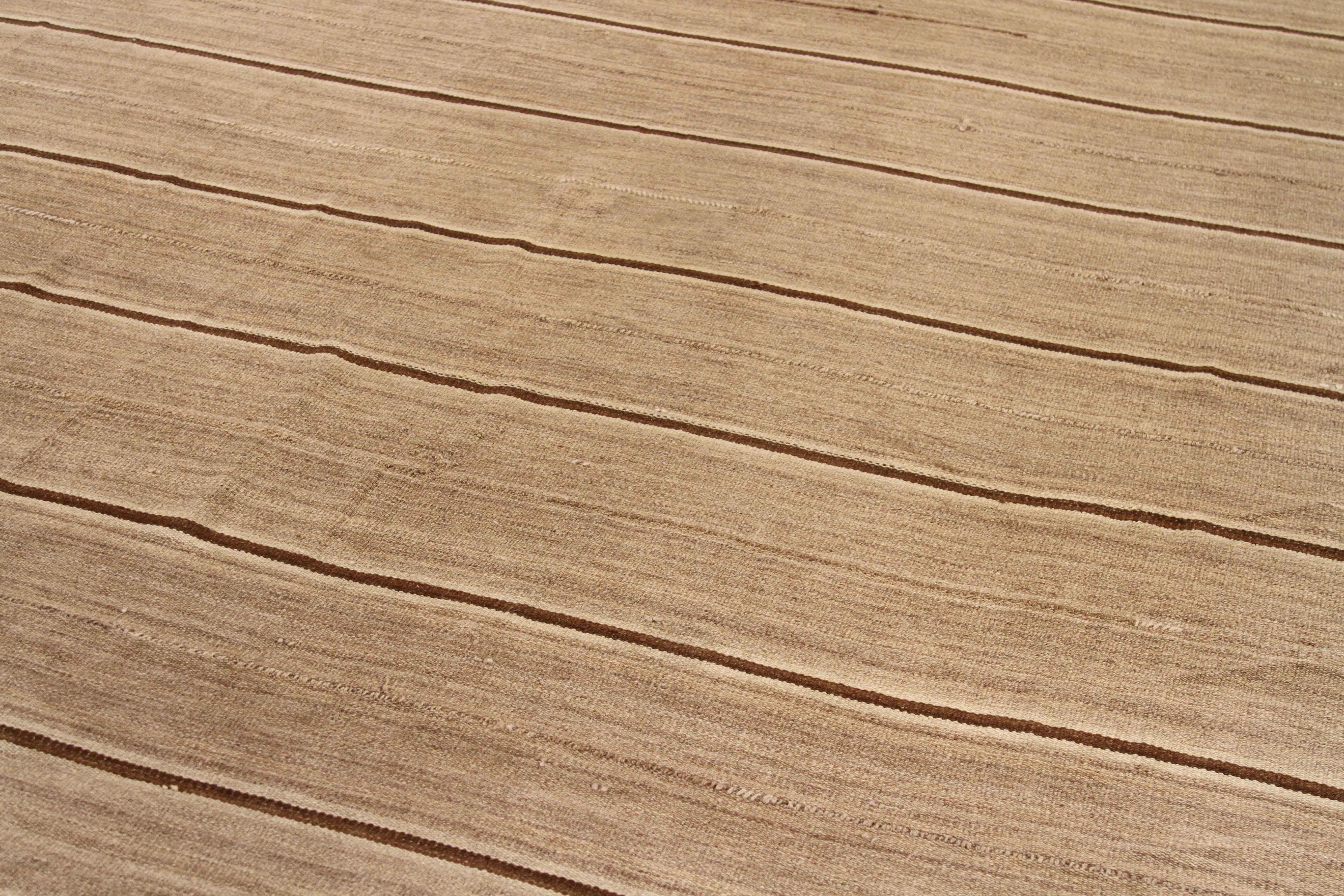 Thumbnail 3 for Persian Transitional Rug 69347