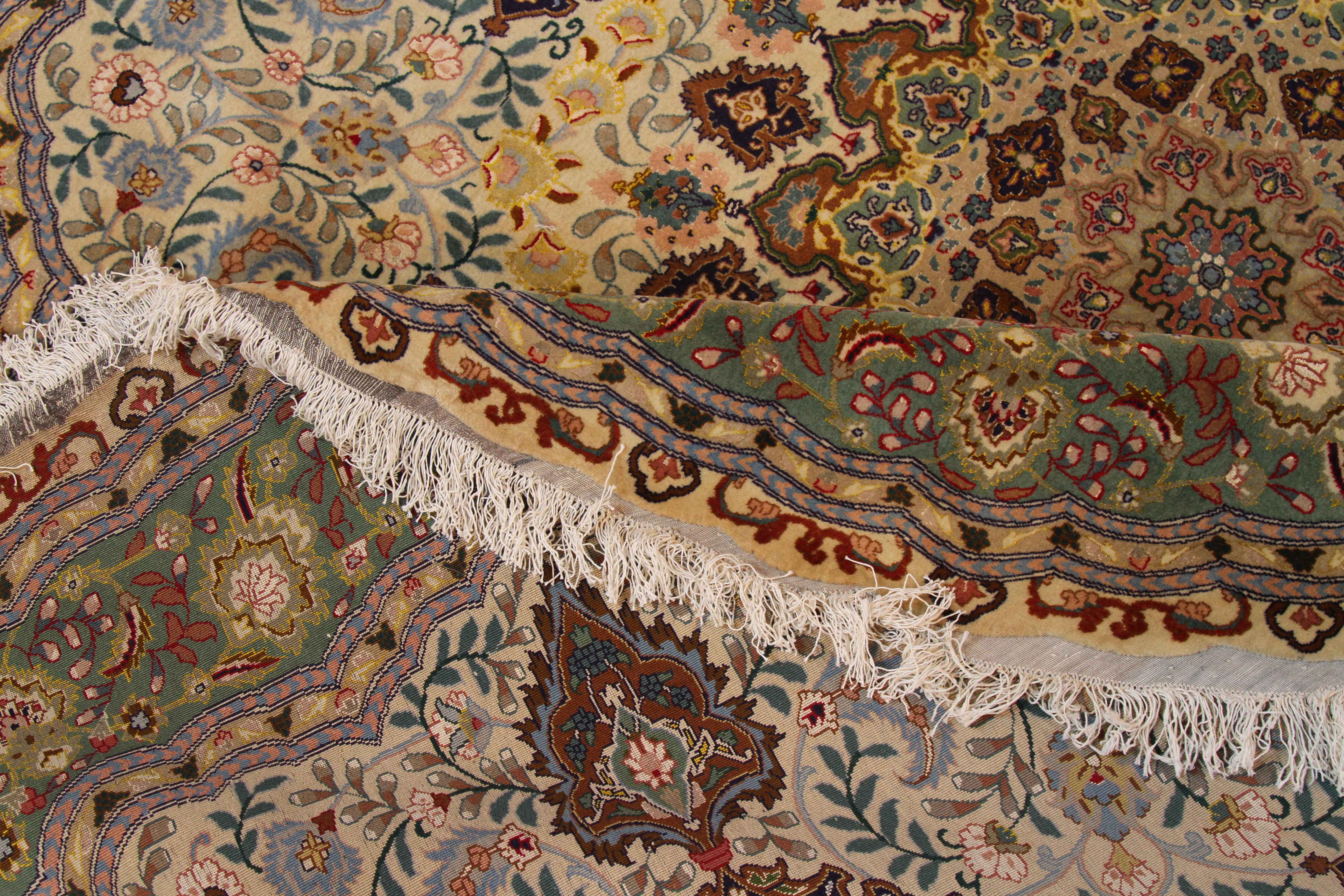 Thumbnail 2 for Persian Tabriz Traditional Rug 69380