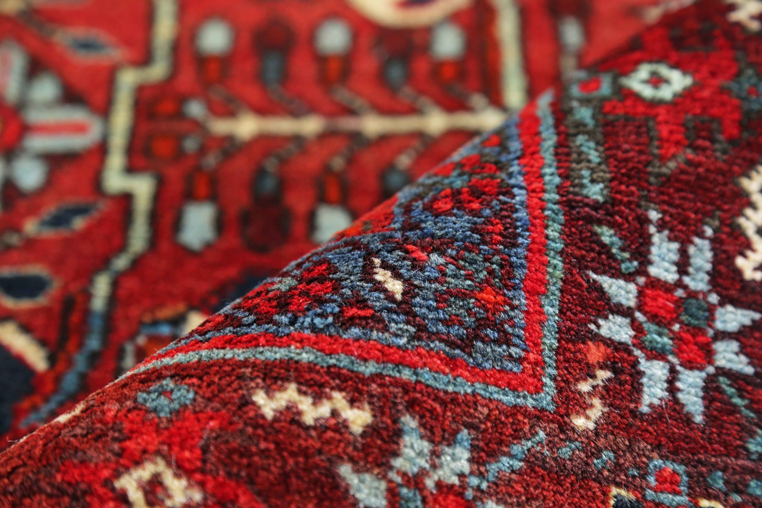 Thumbnail 7 for Antique Persian Heriz Traditional Rug 91276