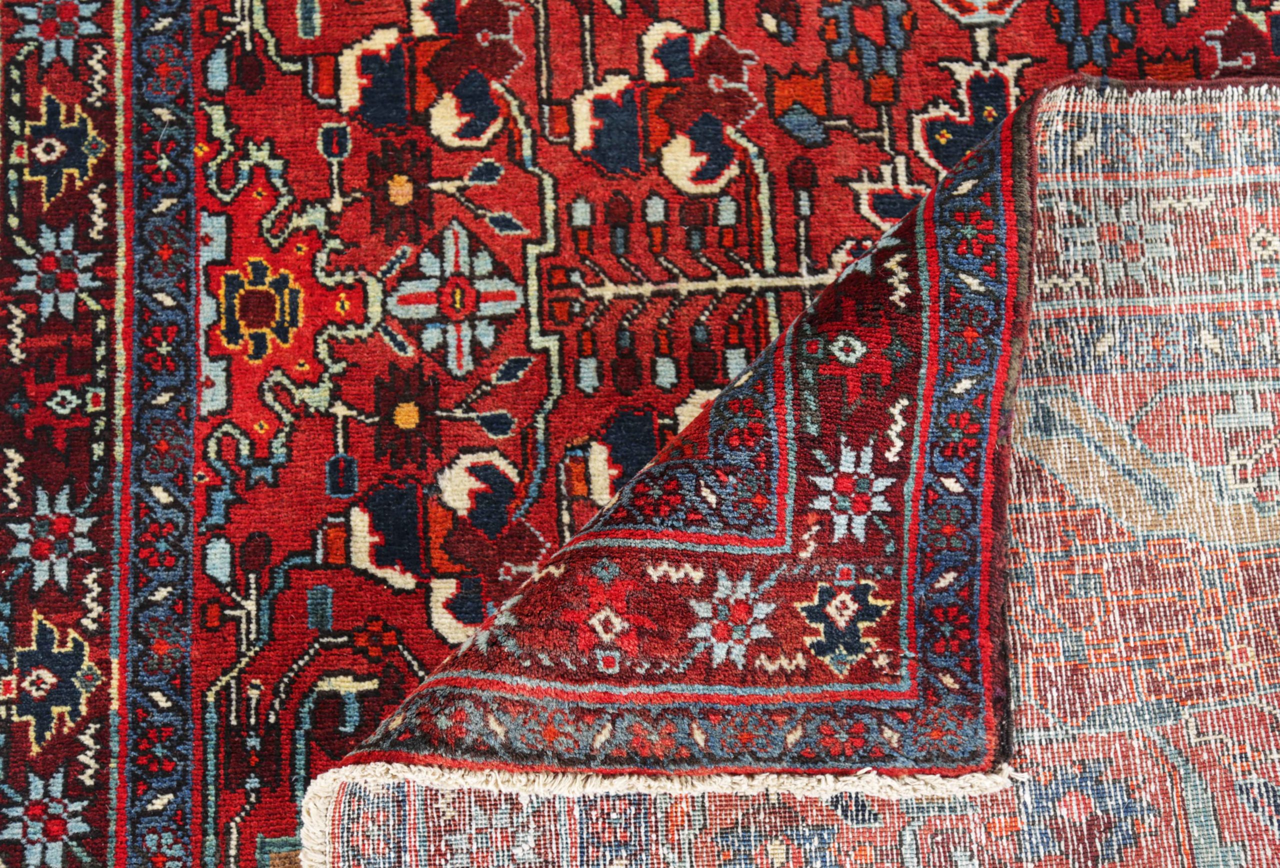 Thumbnail 4 for Antique Persian Heriz Traditional Rug 91276