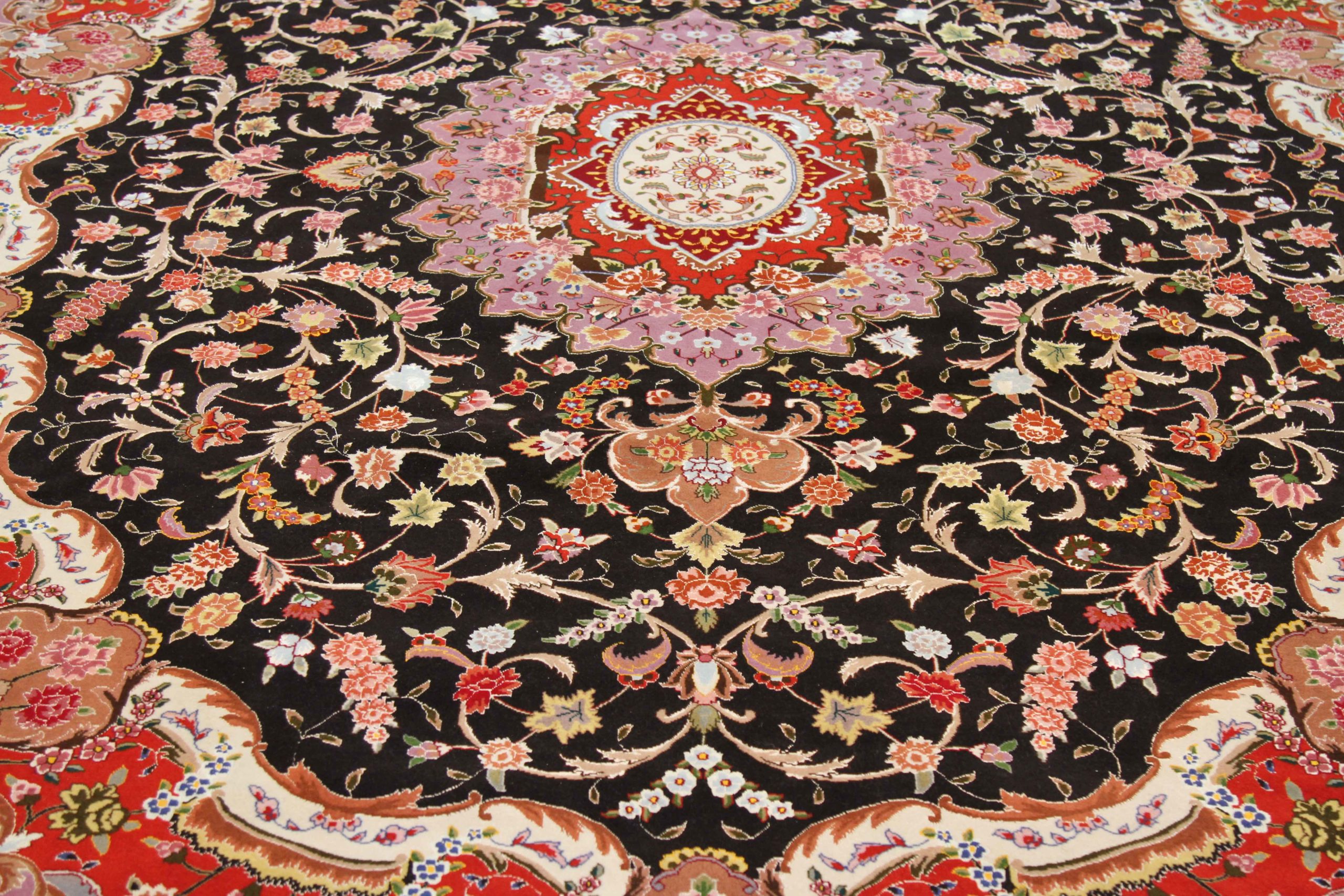 Thumbnail 15 for Persian Tabriz Traditional Rug 69540