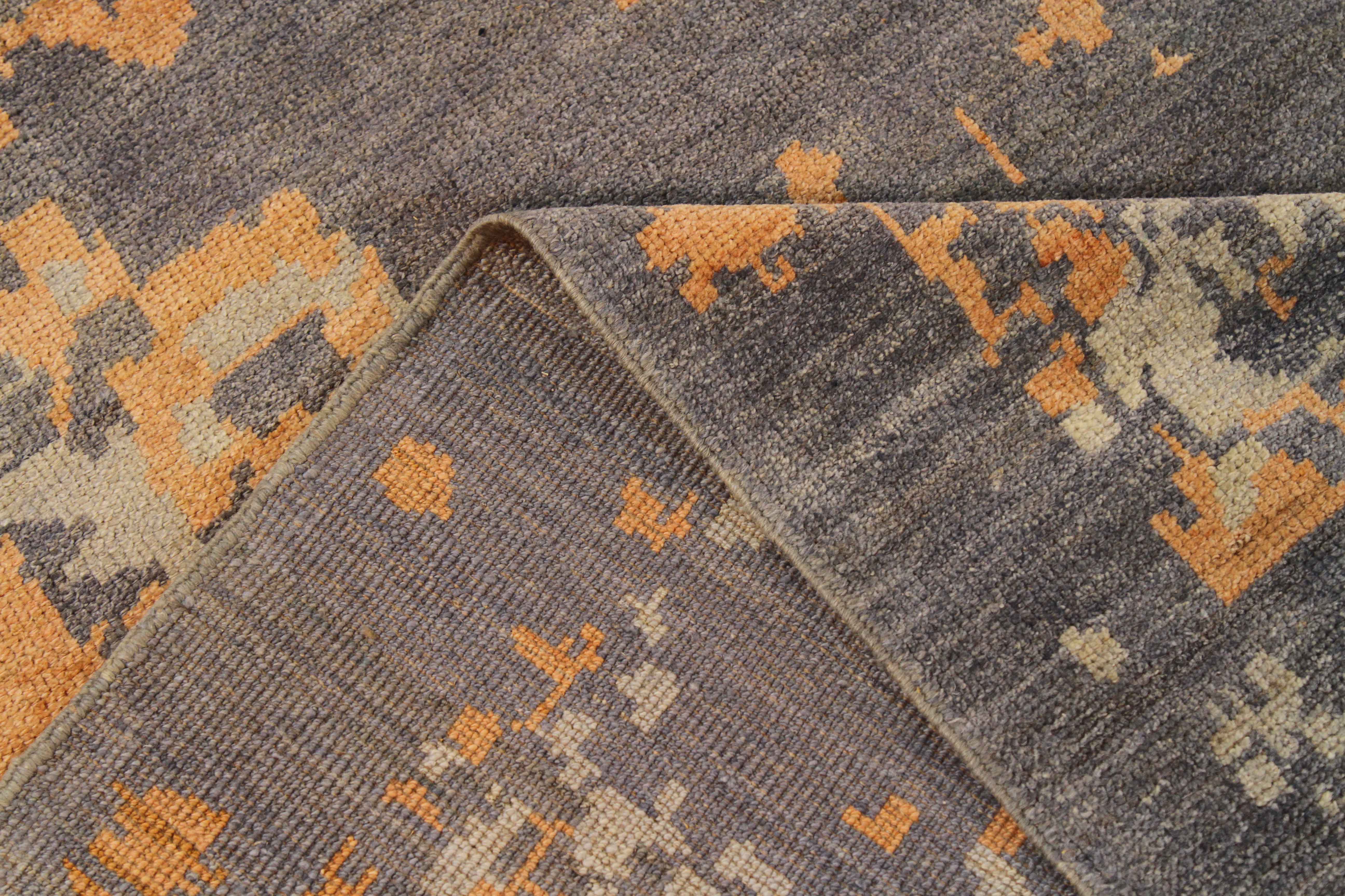 Thumbnail 4 for Persian Oushak Transitional Rug 69569