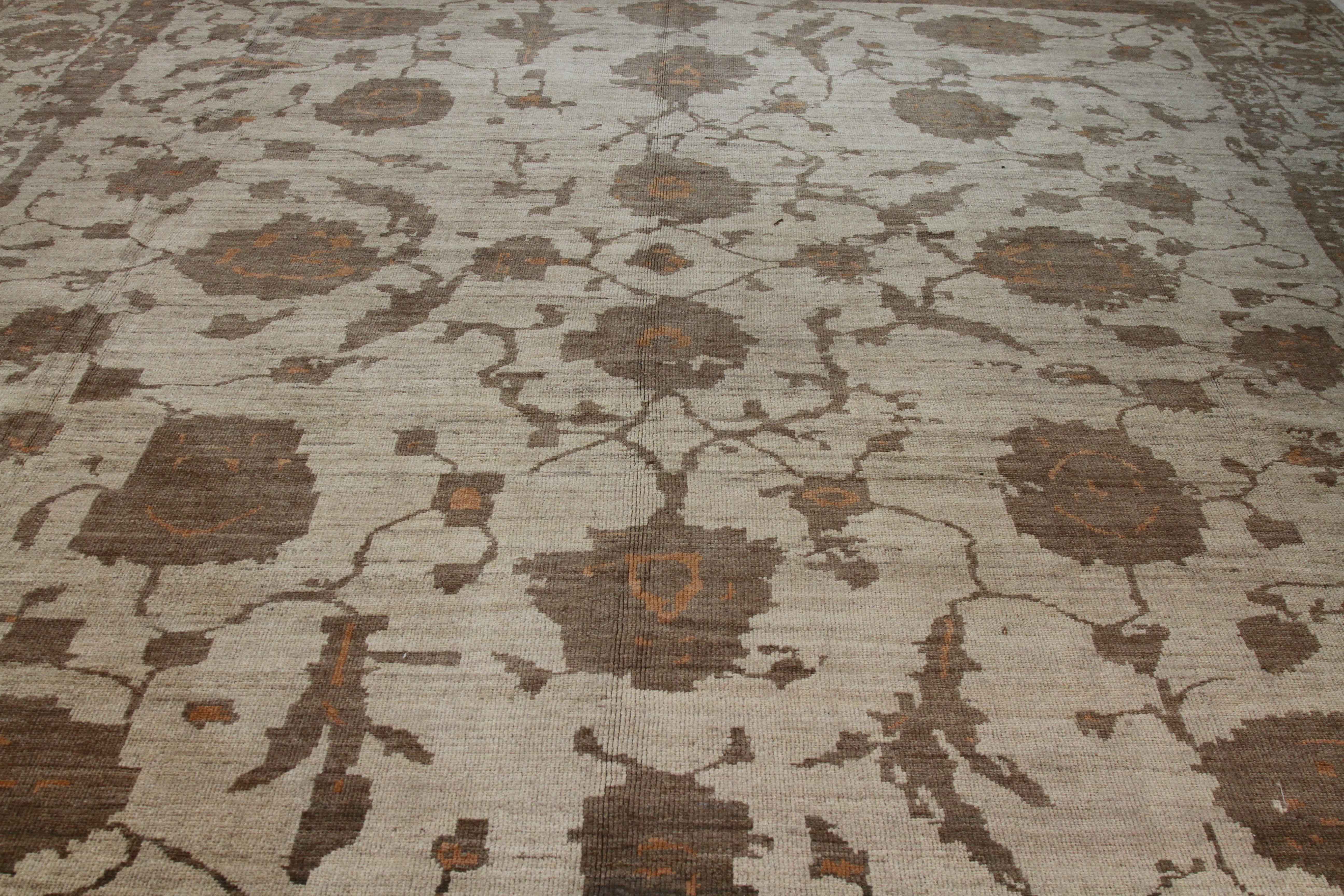 Thumbnail 3 for Persian Oushak Transitional Rug 69575