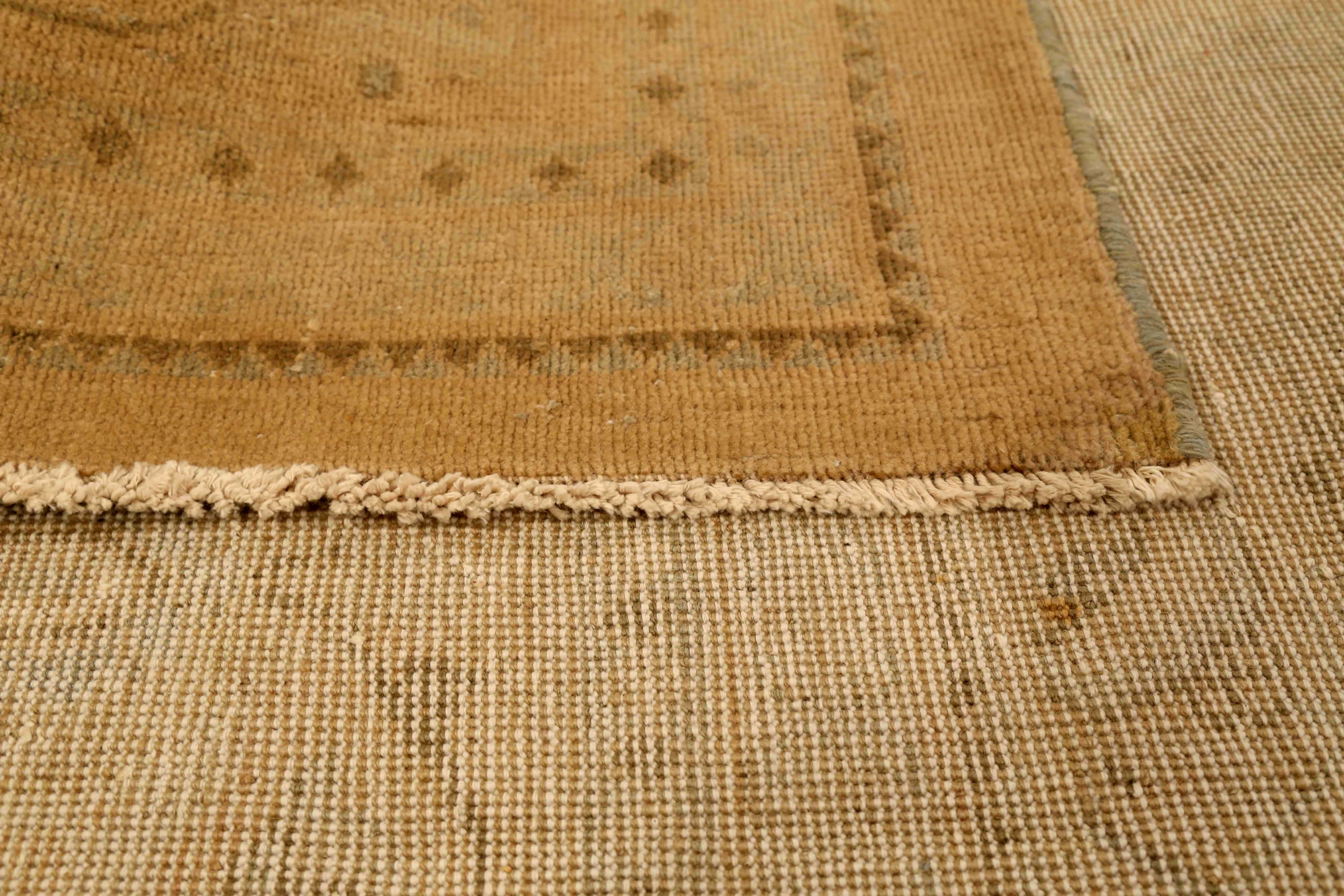 Thumbnail 3 for Antique Persian Mahal Transitional Rug 74109