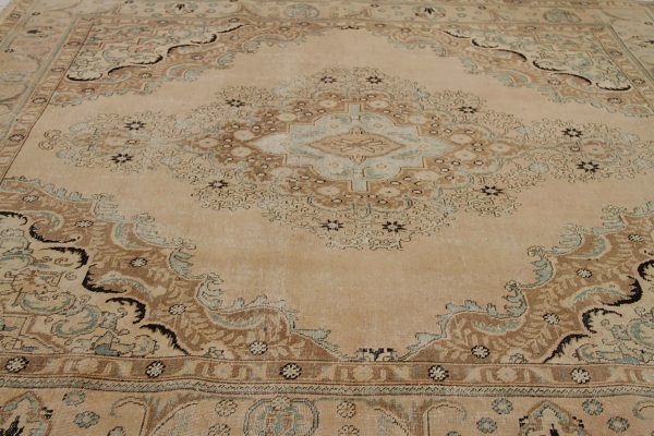 Thumbnail 4 for Antique Persian Tabriz Traditional Rug 91760