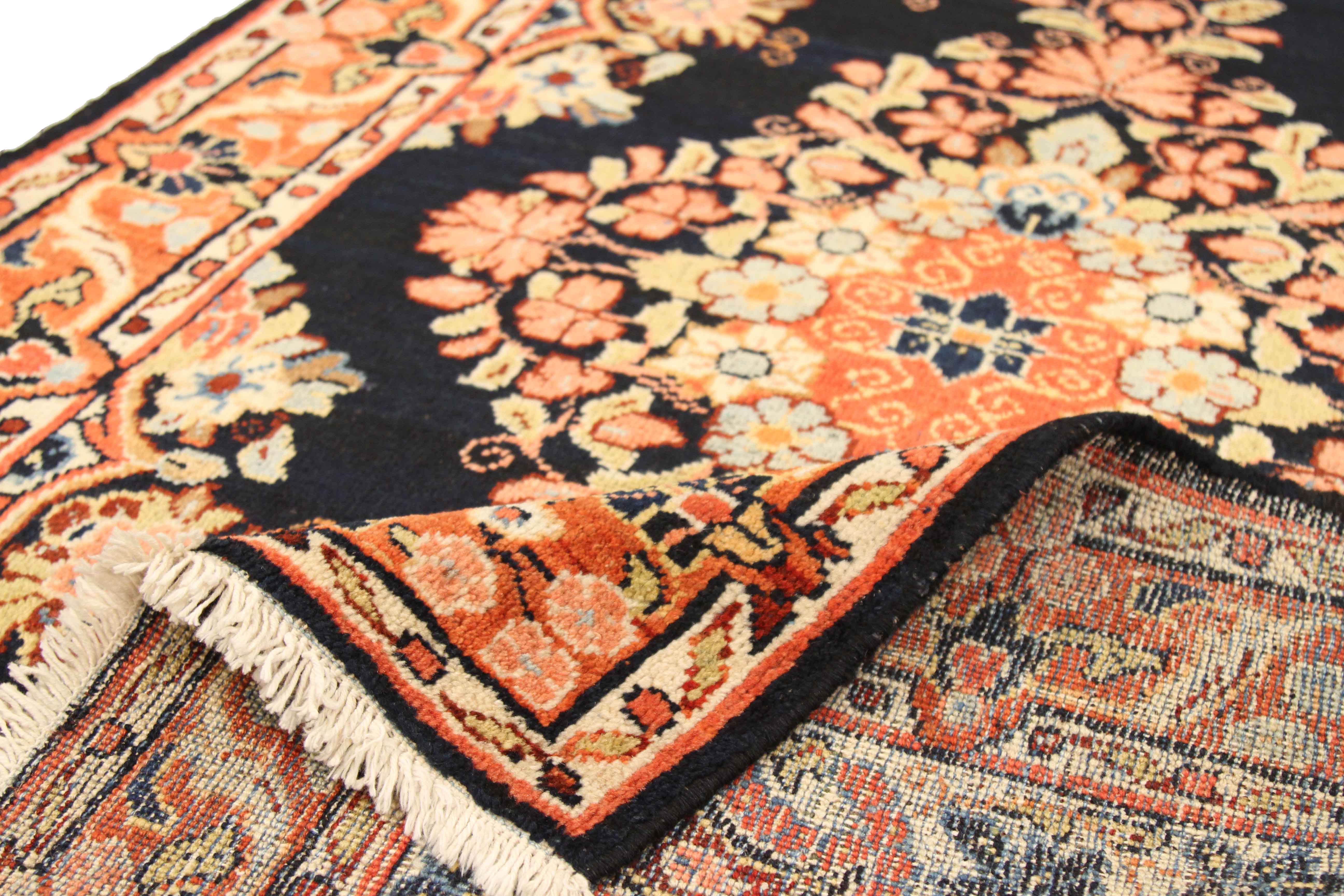 Thumbnail 3 for Antique Persian Mahal Traditional Rug 75009