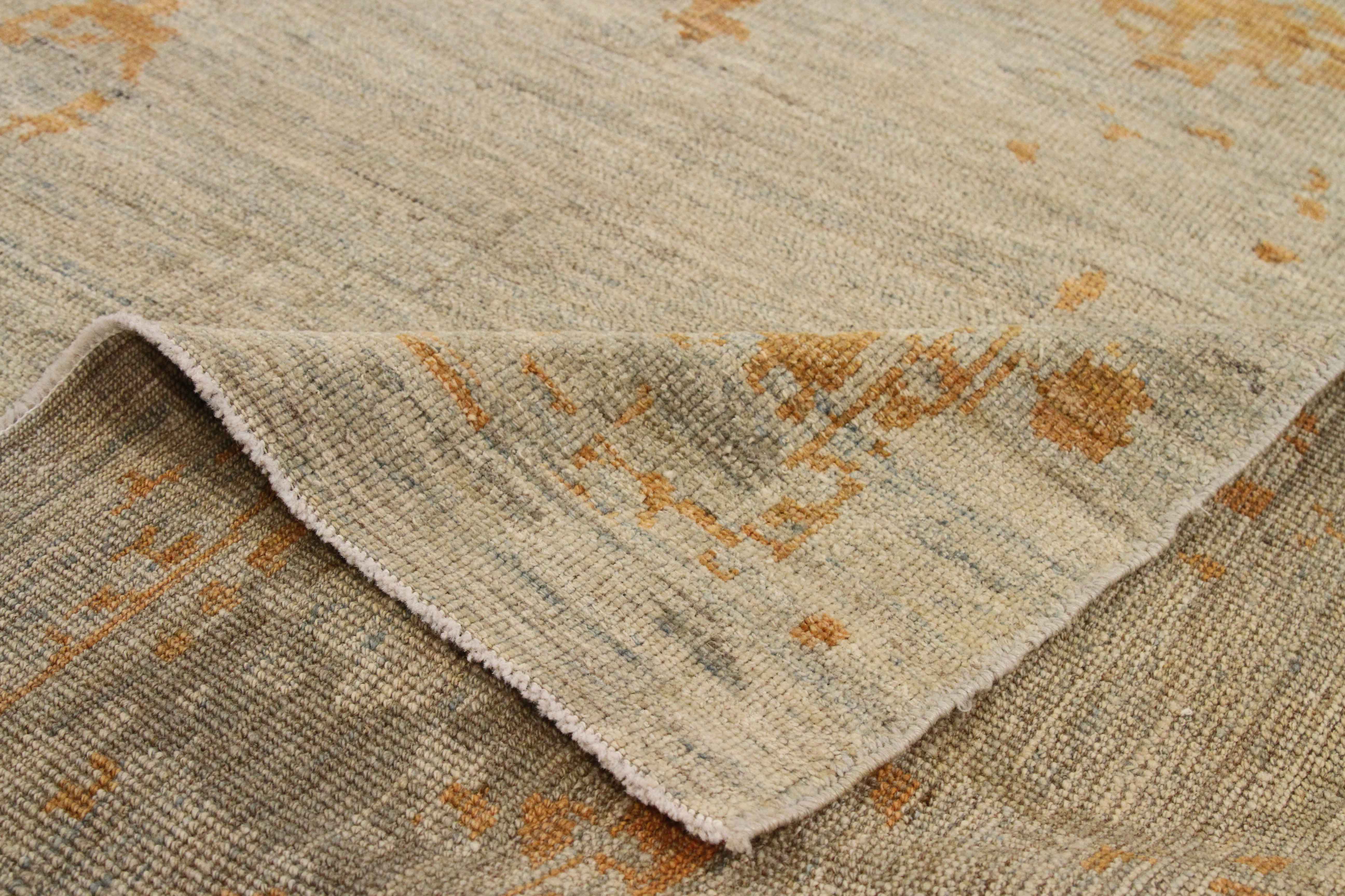 Thumbnail 3 for Persian Oushak Transitional Rug 67835