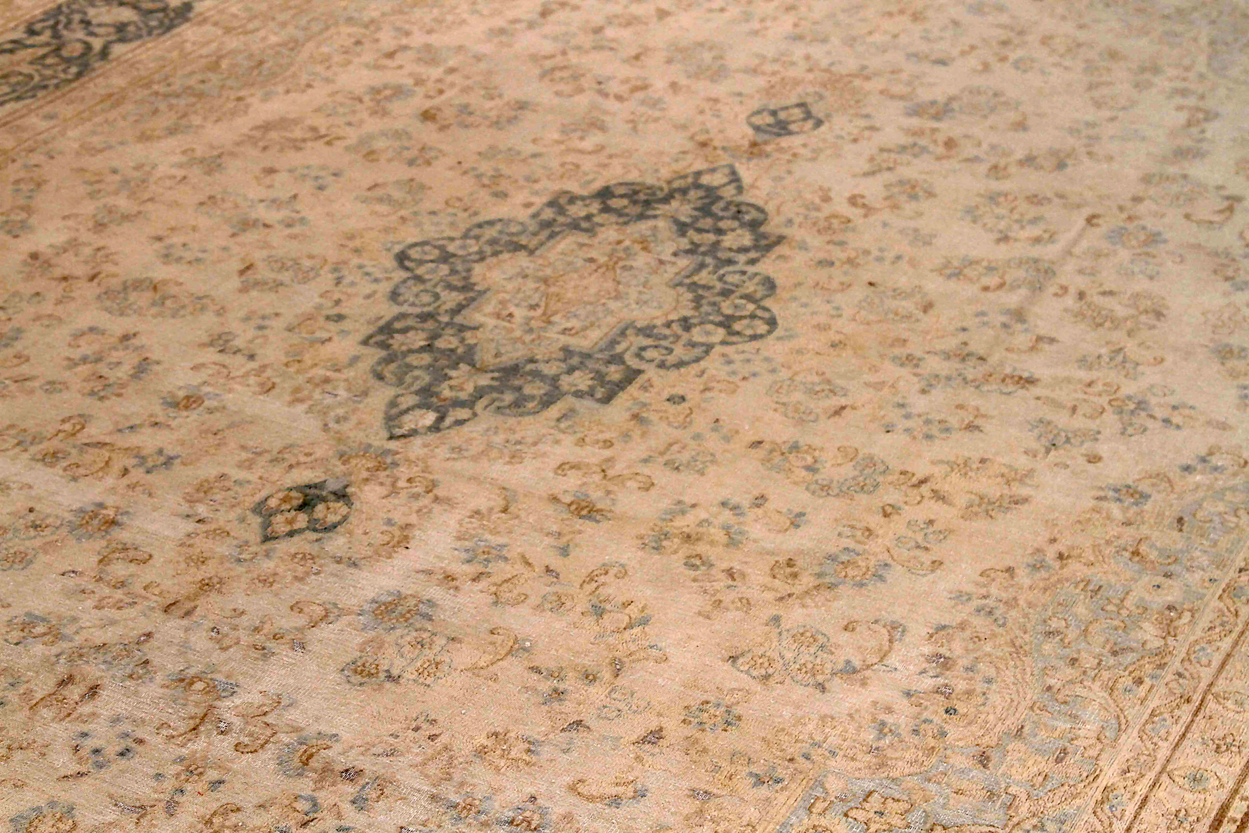 Thumbnail 2 for 70302