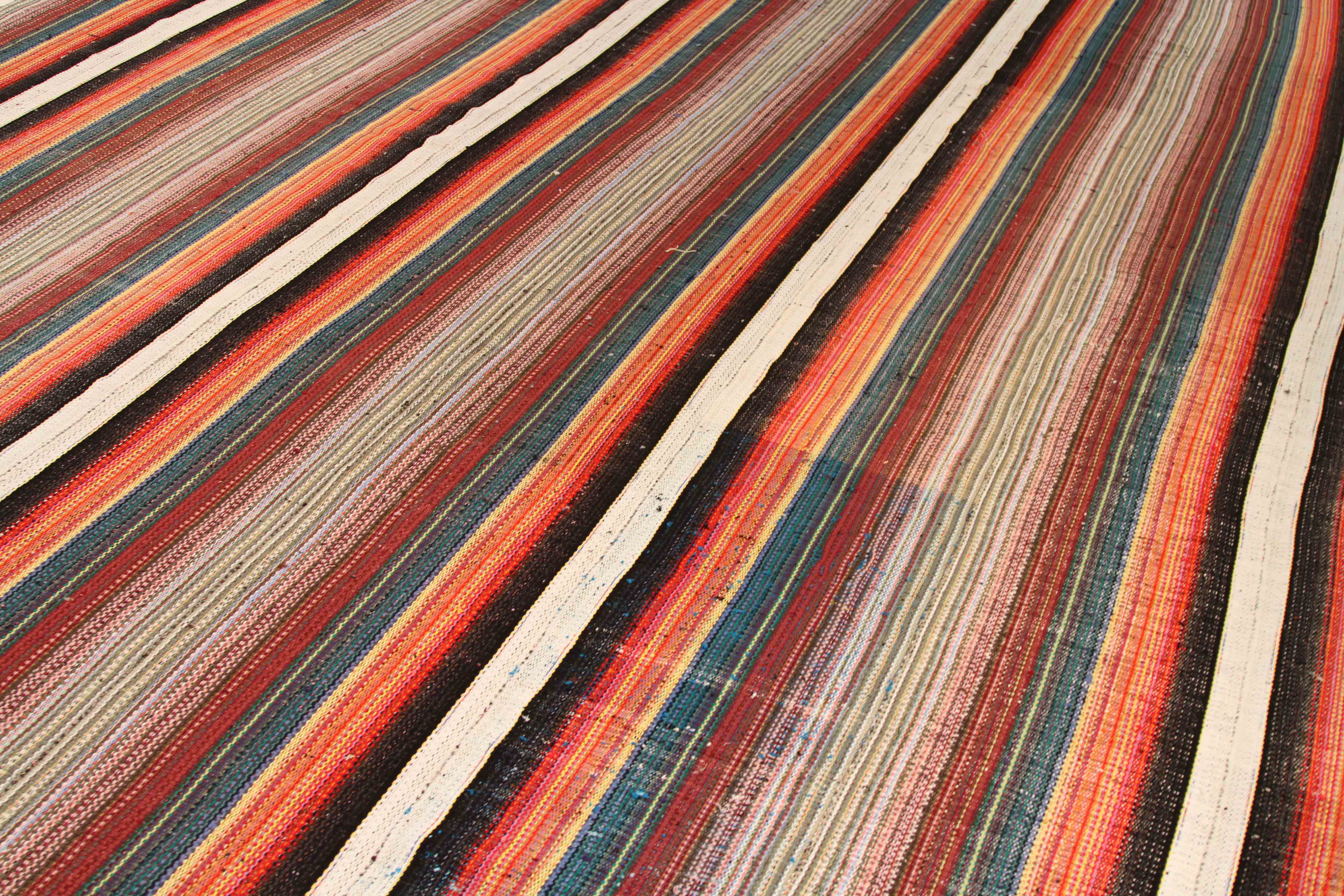 Thumbnail 2 for Persian Transitional Rug 70375