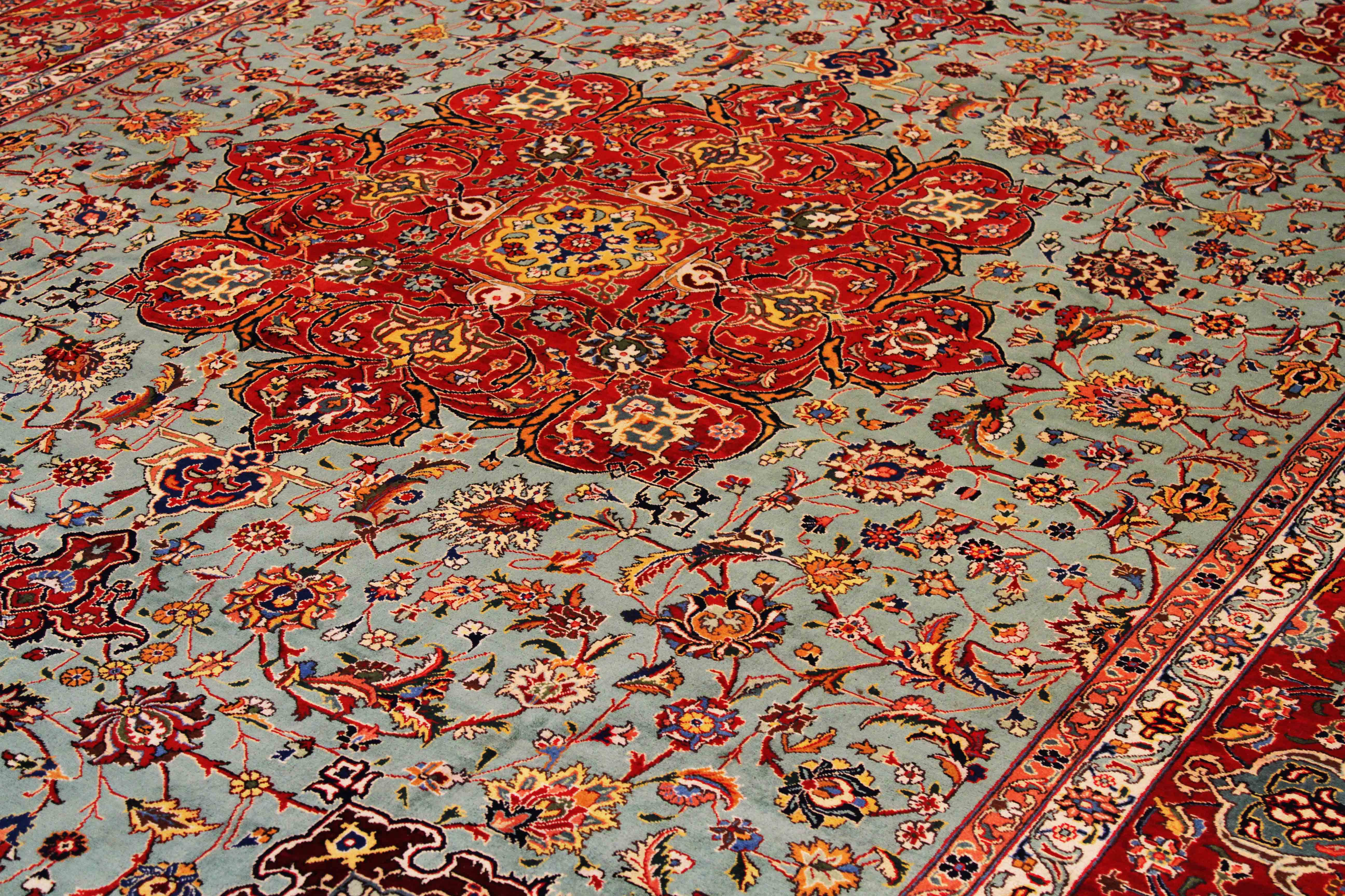 Thumbnail 3 for Antique Persian Tabriz Traditional Rug 69903