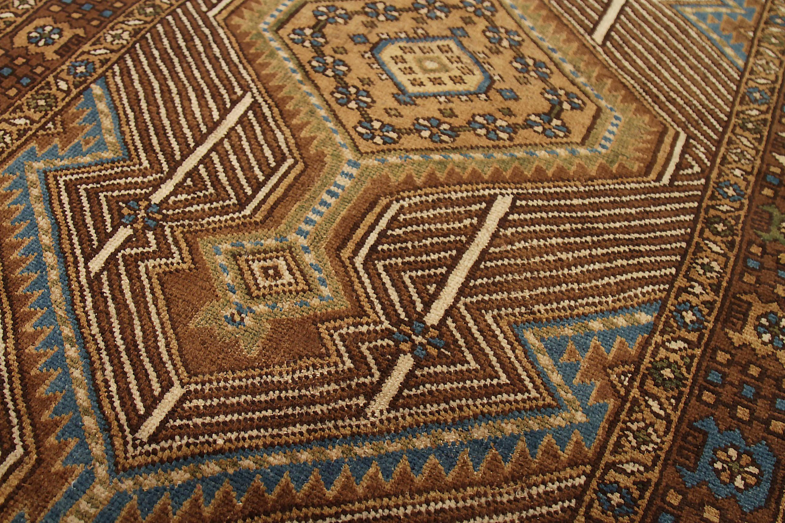 Thumbnail 4 for Persian Sarab Traditional Rug 88807