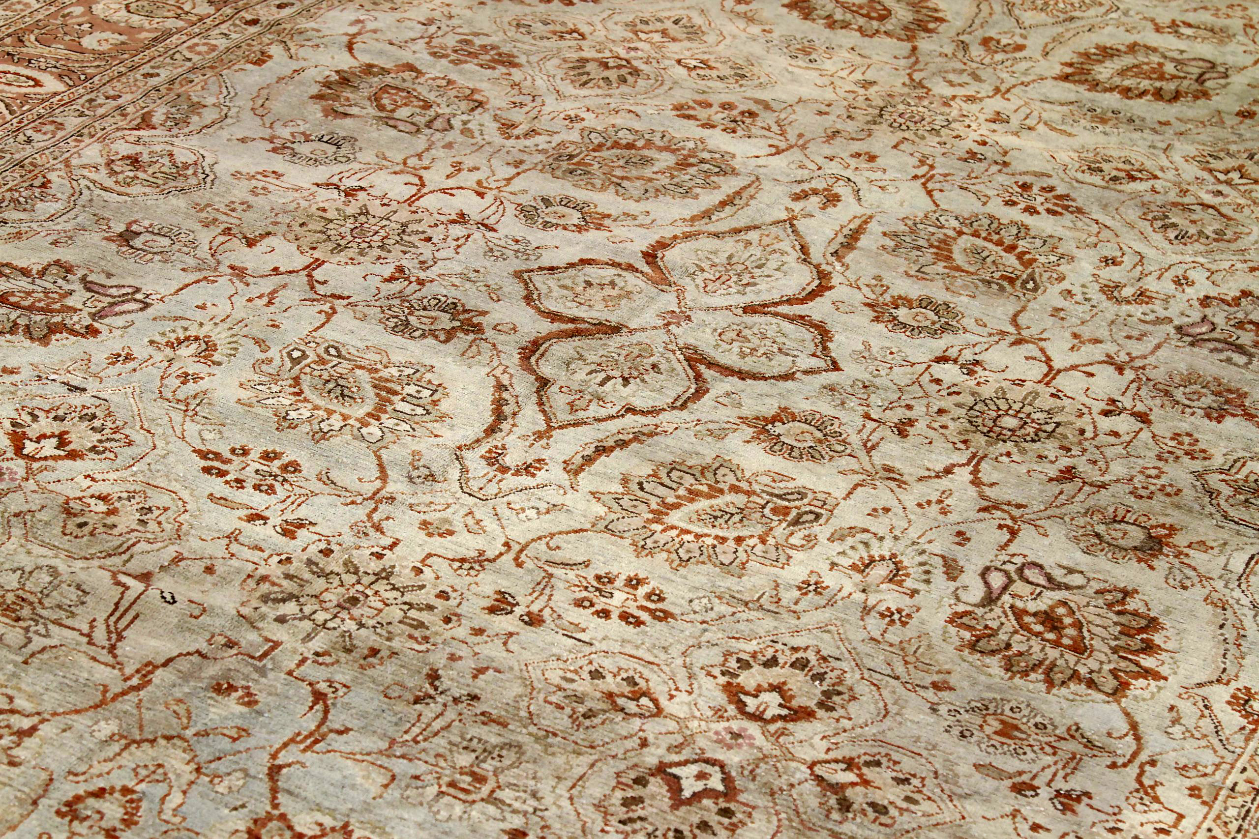 Thumbnail 3 for Antique Persian Malayer Traditional Rug 88801