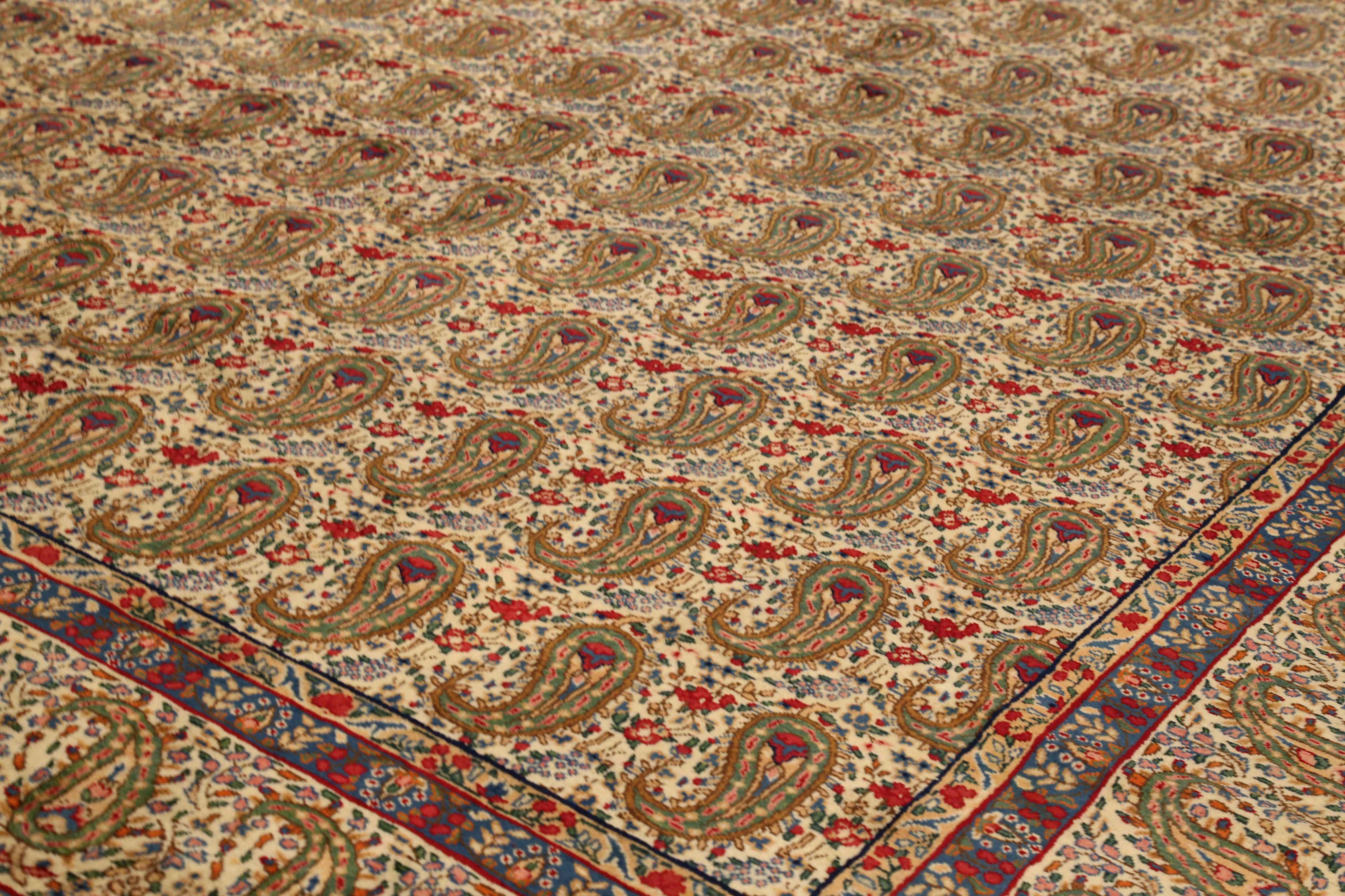 Thumbnail 5 for Antique Persian Kerman Traditional Rug 75322