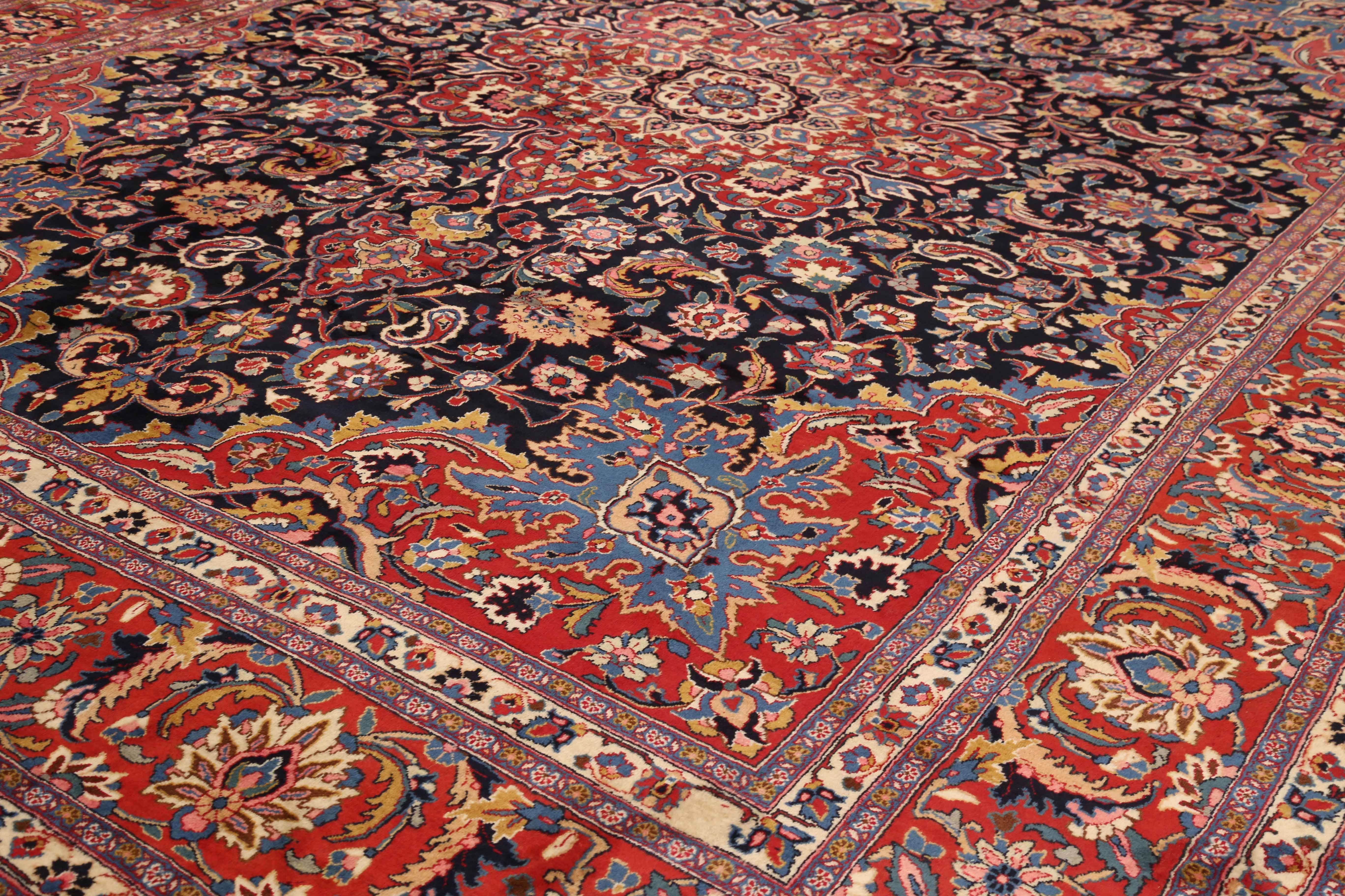 Thumbnail 3 for Antique Persian Mashad Traditional Rug 75324