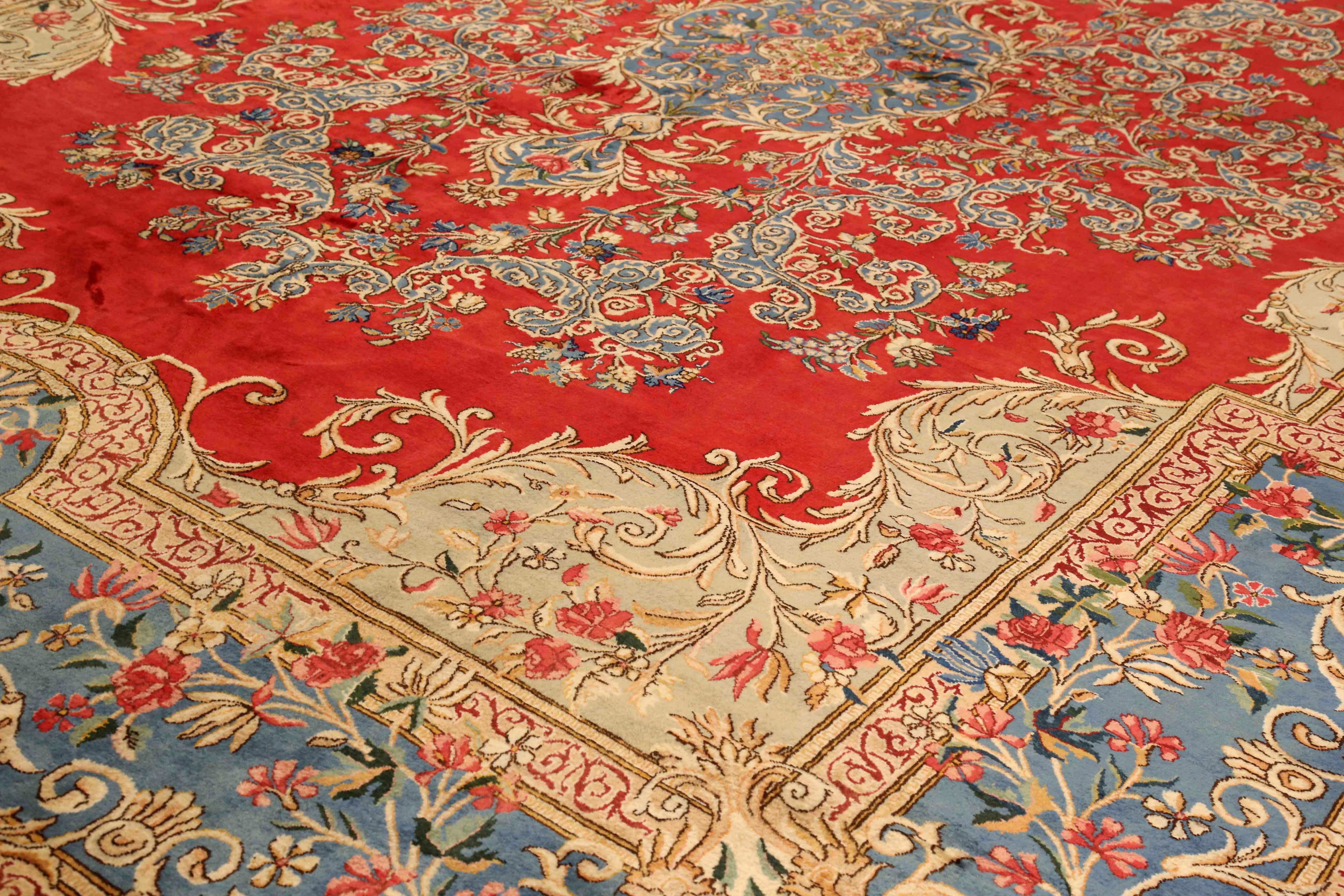 Thumbnail 3 for Antique Persian Kerman Traditional Rug 75296