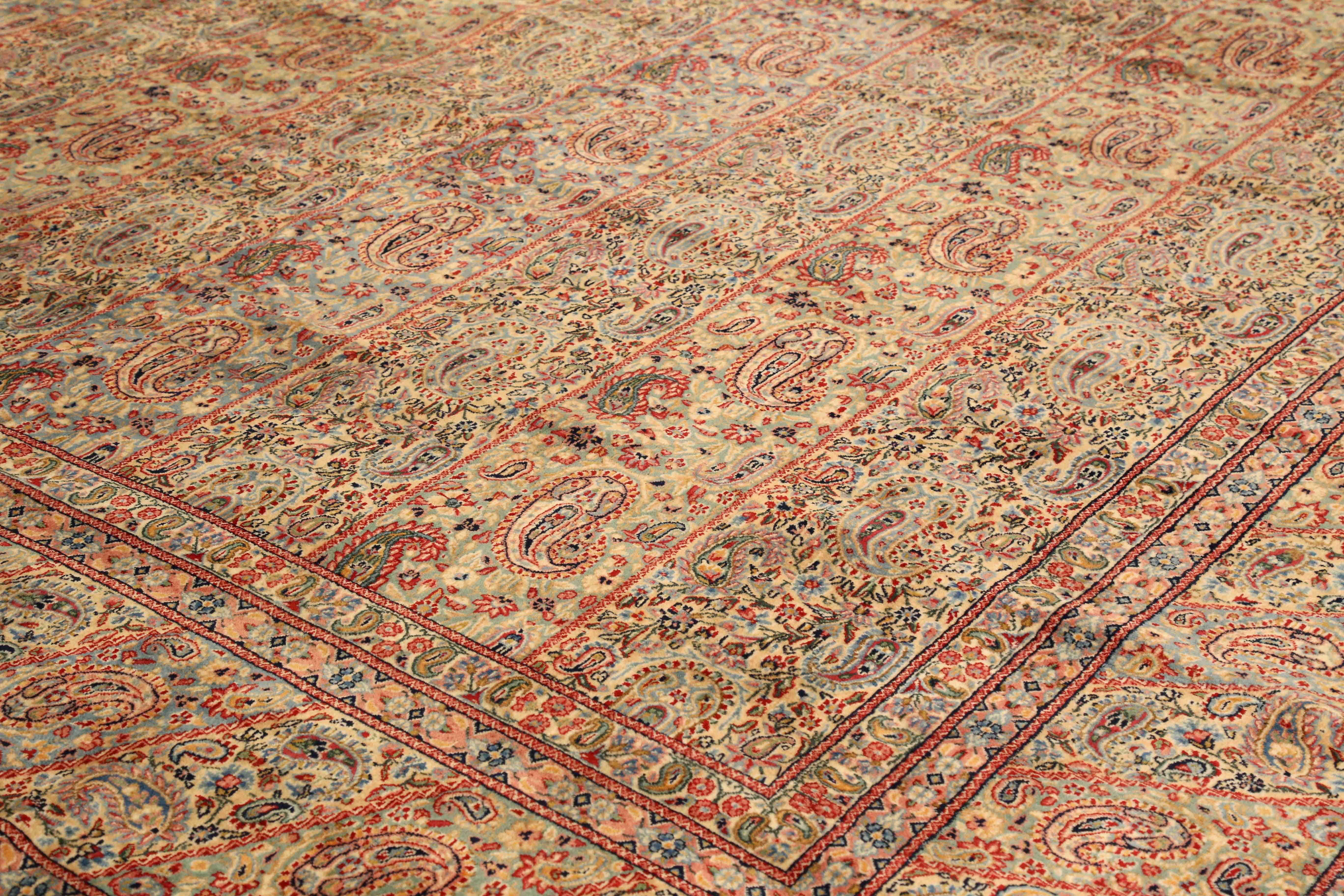 Thumbnail 5 for Antique Persian Kerman Traditional Rug 75467