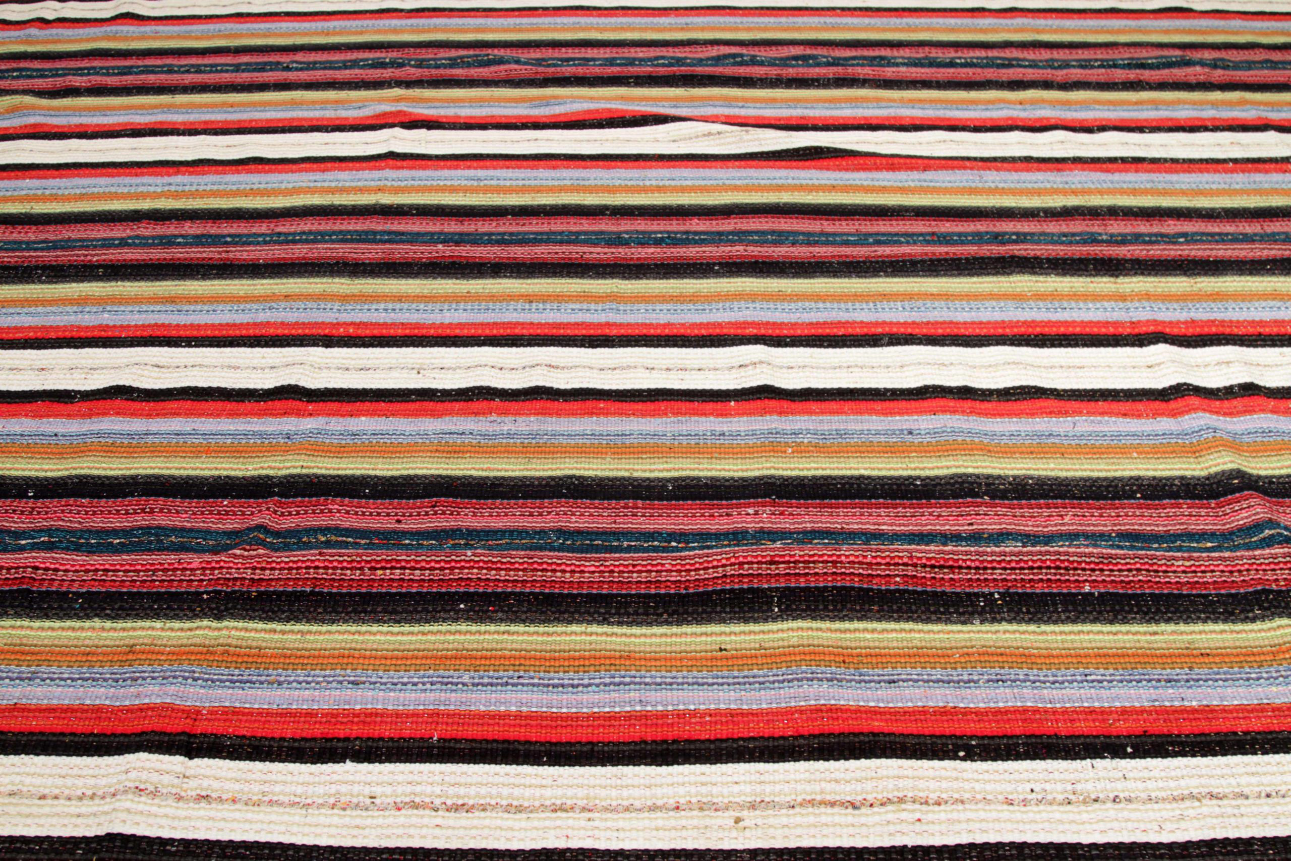 Thumbnail 2 for Persian Transitional Rug 70393