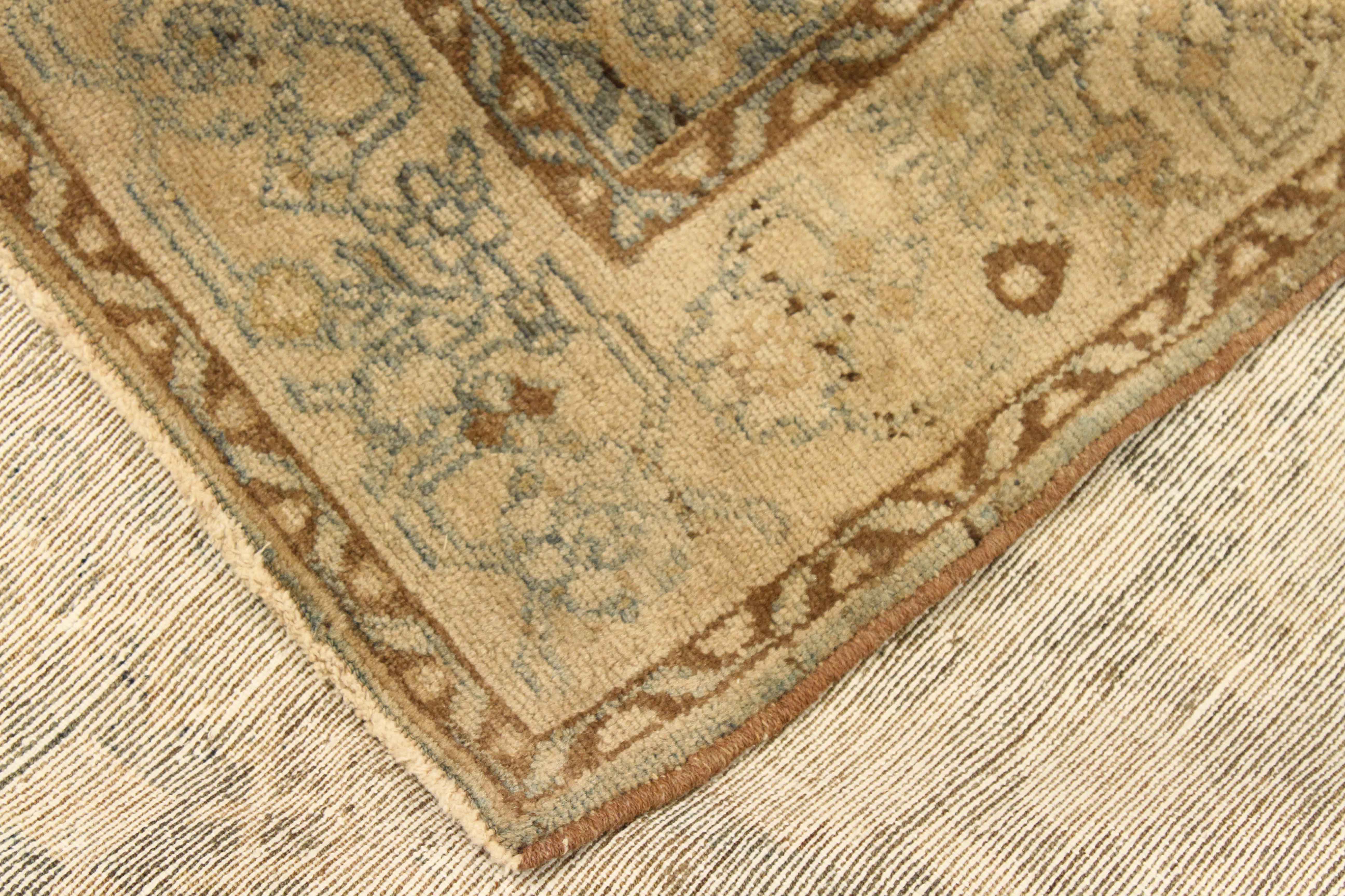 Thumbnail 4 for Antique Persian Malayer Transitional Rug 75512