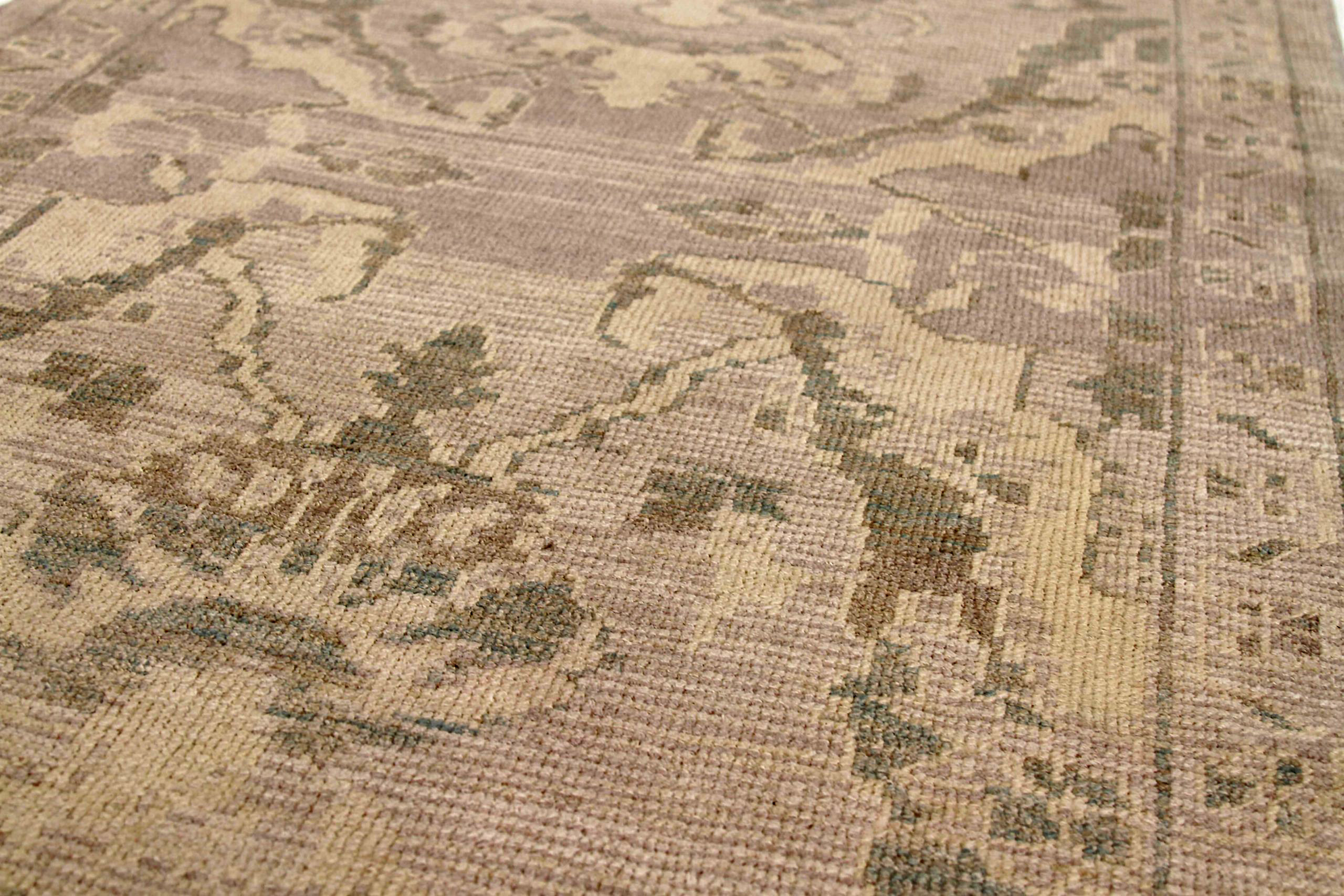 Thumbnail 5 for Persian Oushak Transitional Rug 67992