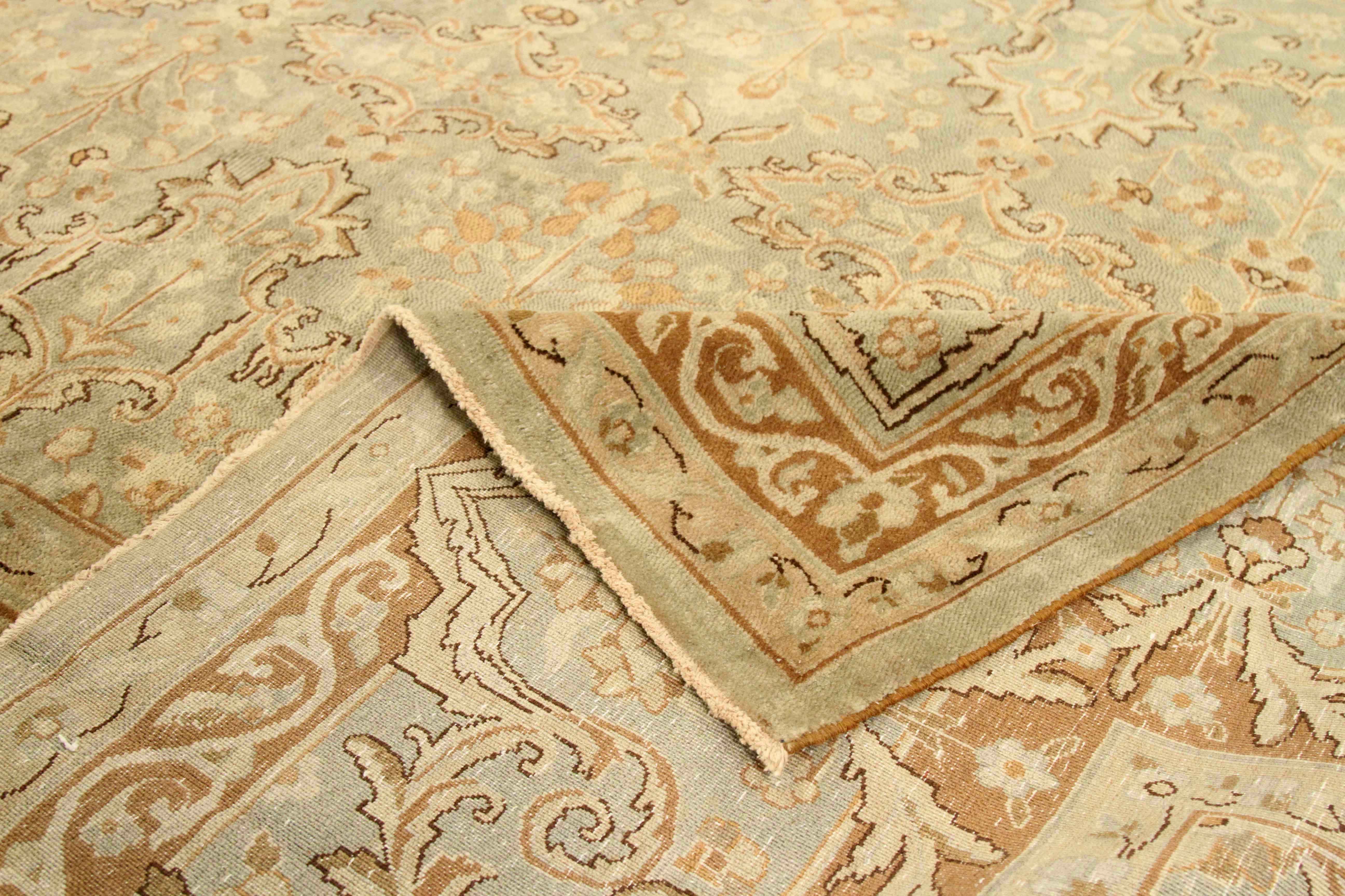 Thumbnail 5 for Antique Persian Kerman Traditional Rug 75583