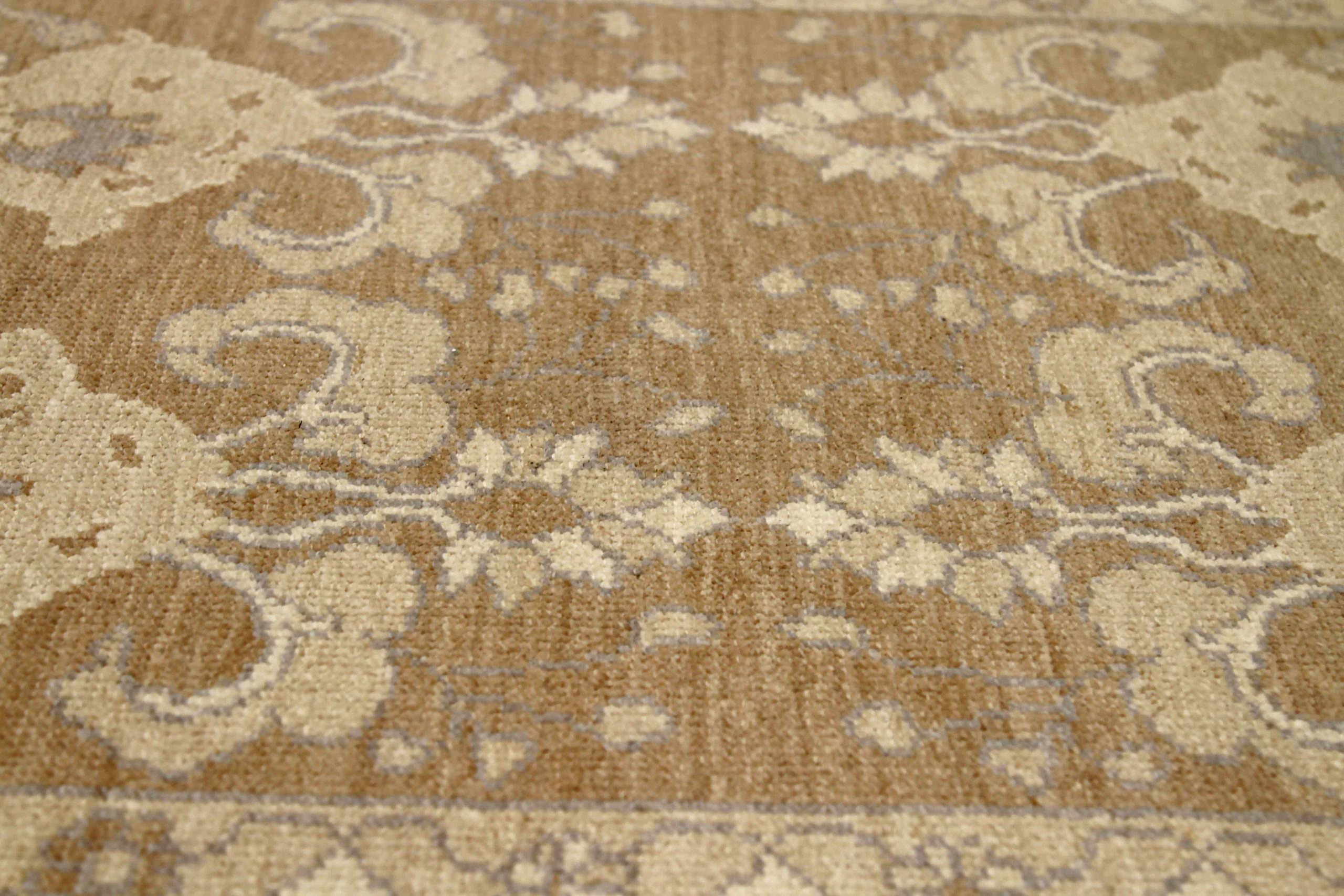 Thumbnail 4 for Persian Oushak Transitional Rug 68619