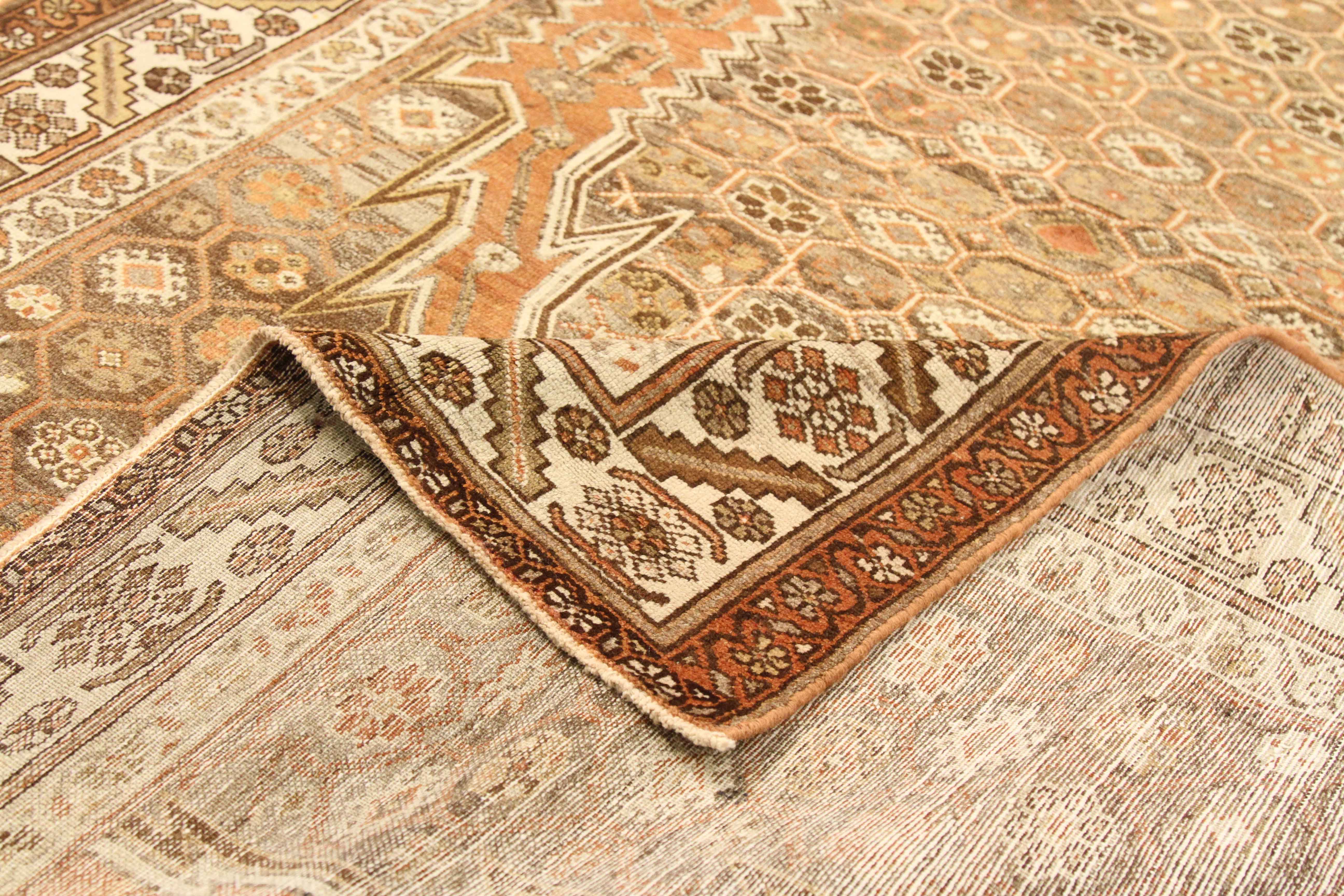 Thumbnail 2 for Antique Persian Saveh Traditional Rug 75642