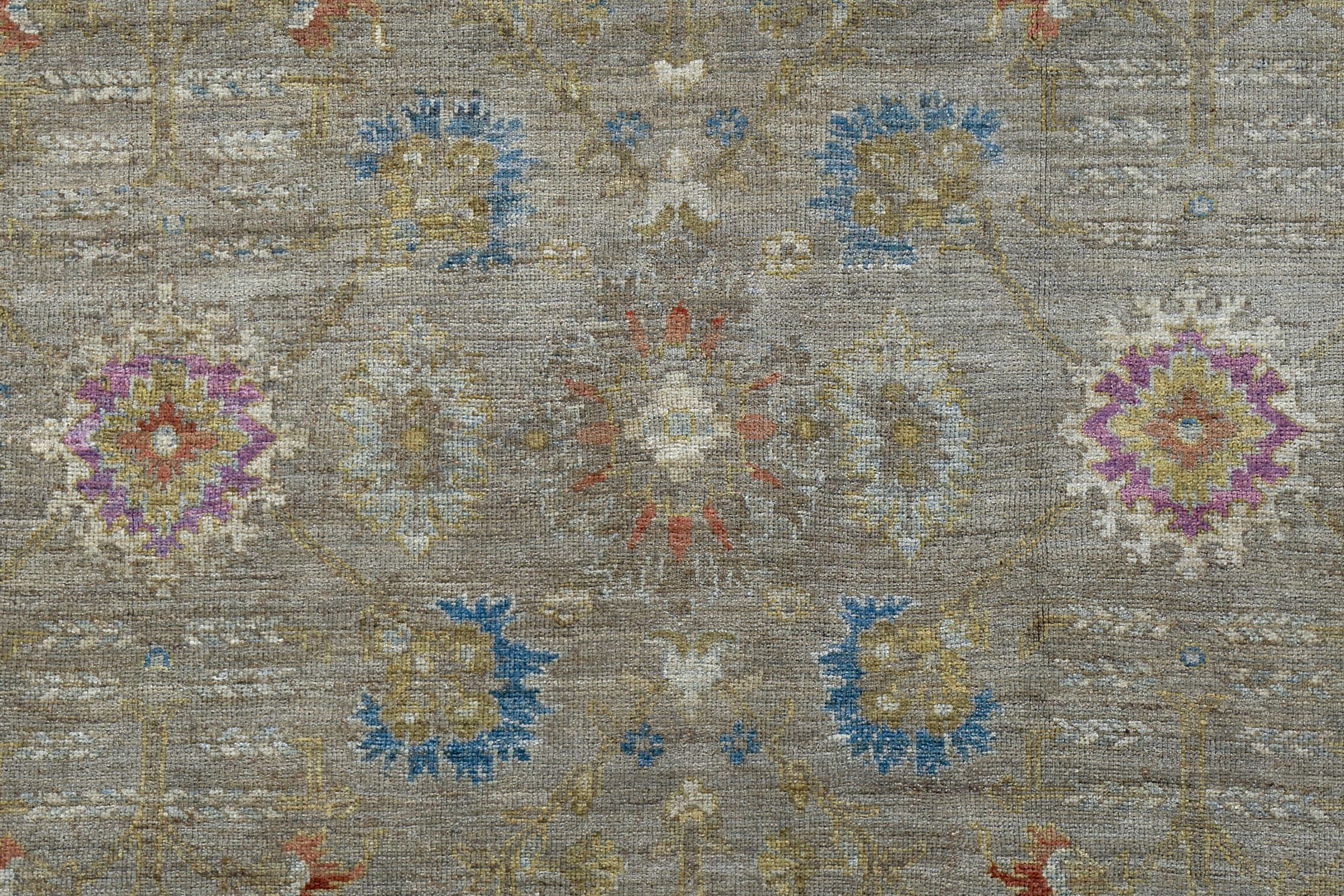 Thumbnail 4 for Persian Sultanabad Traditional Rug 89434