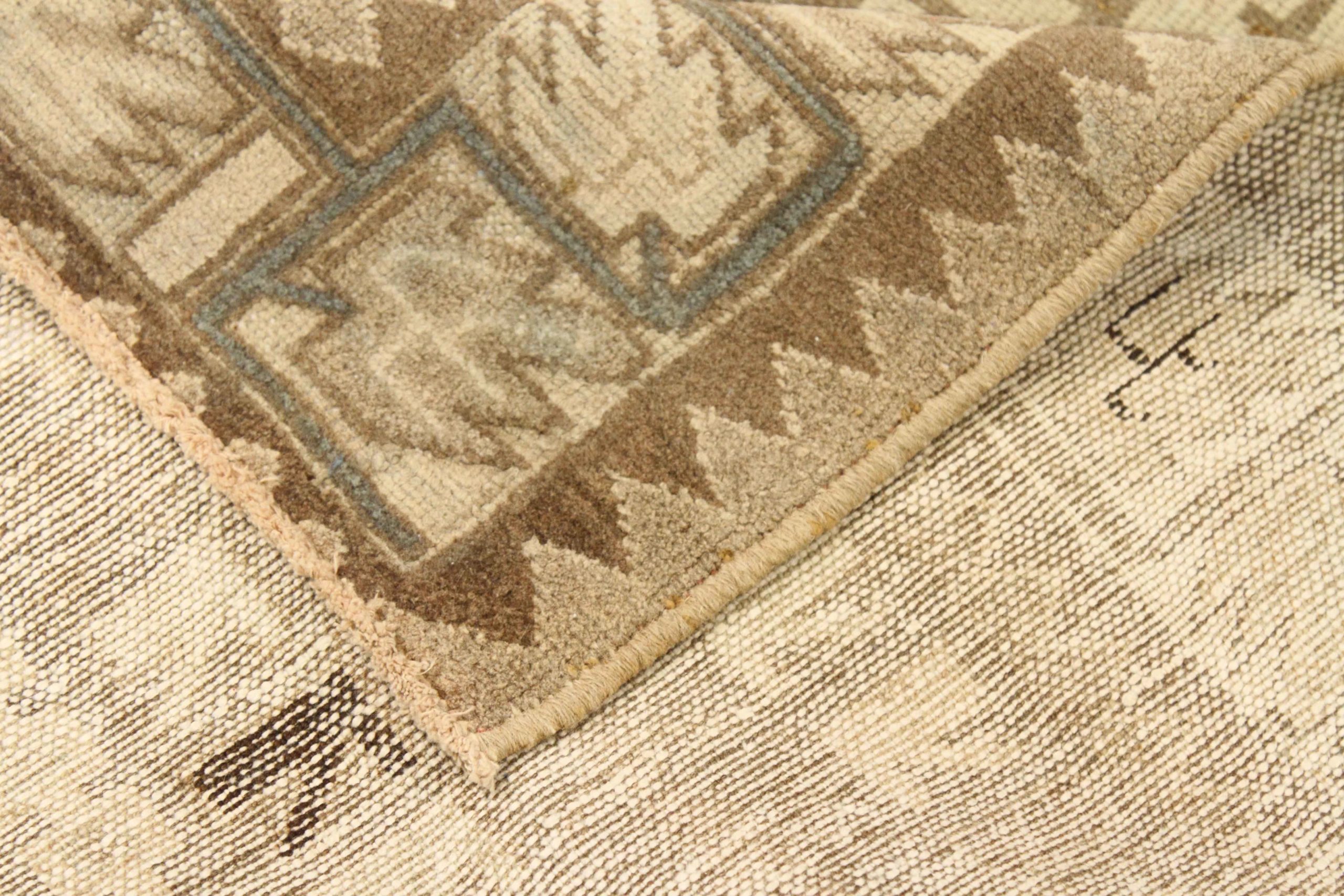 Thumbnail 3 for Antique Persian Saveh Transitional Rug 75672