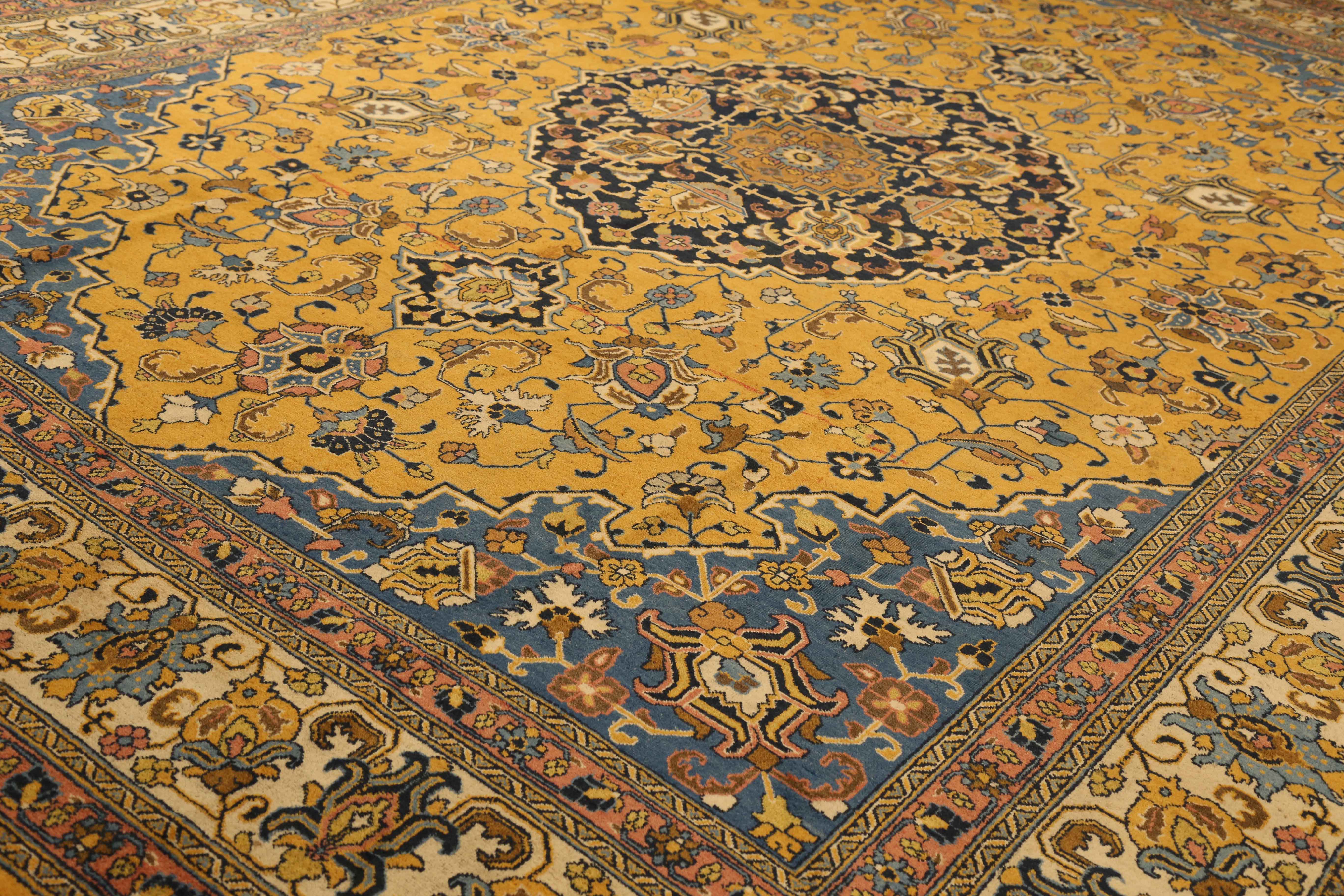 Thumbnail 4 for Antique Persian Tabriz Traditional Rug 51984