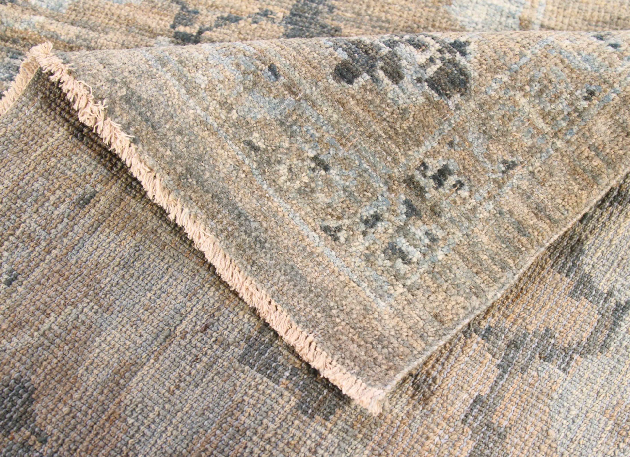 Thumbnail 2 for Persian Sultanabad Transitional Rug 69941