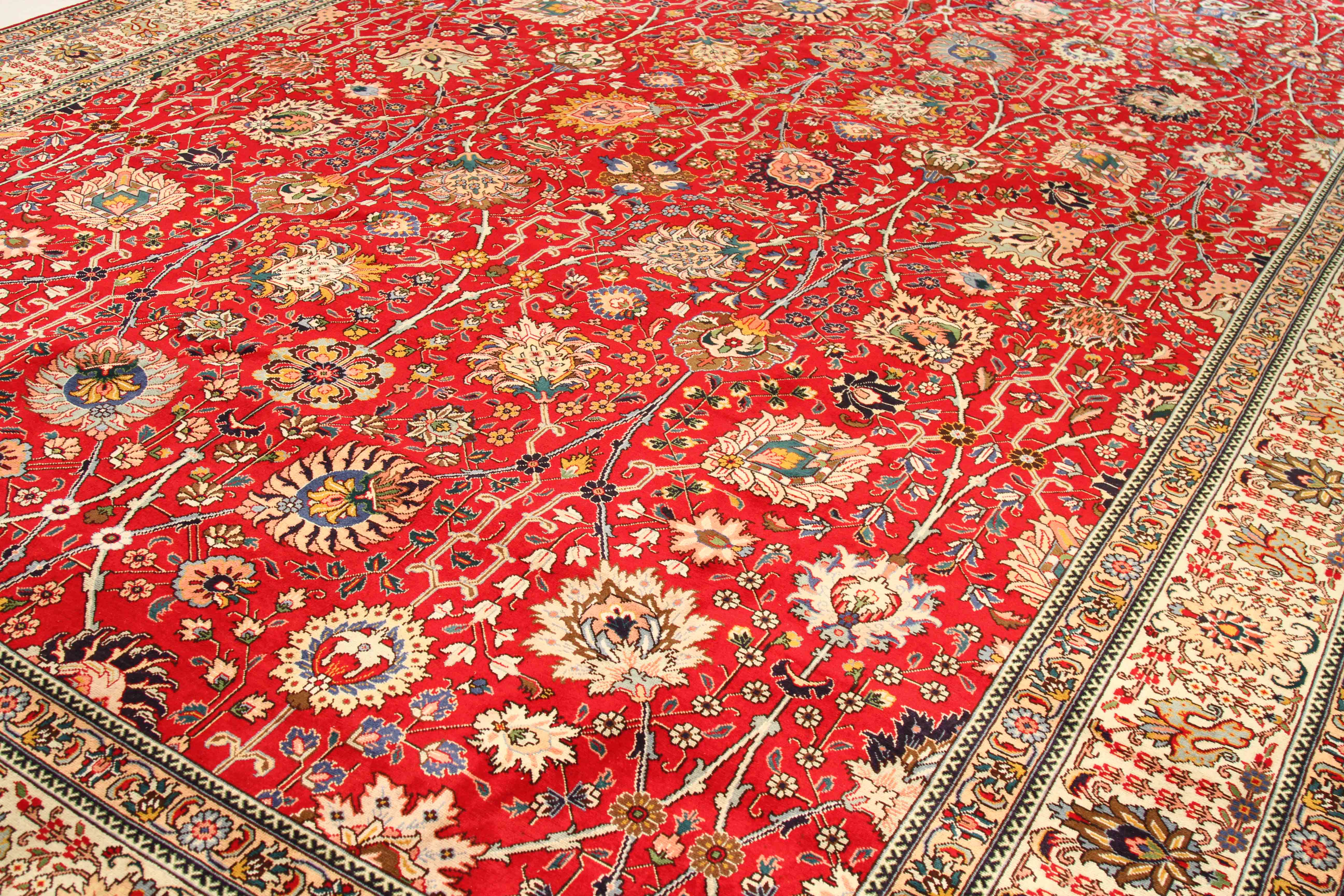 Thumbnail 2 for Antique Persian Tabriz Traditional Rug 70065