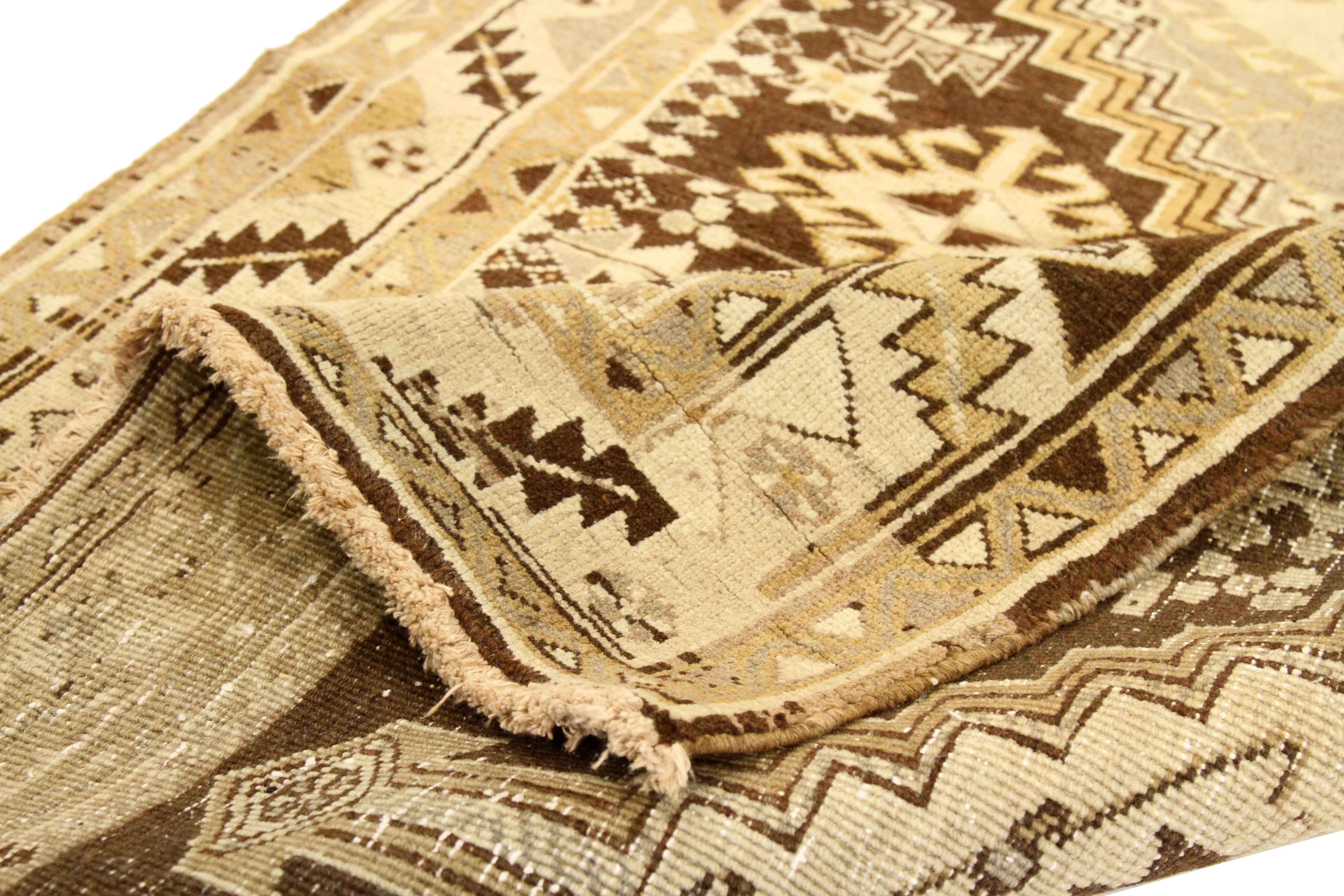 Thumbnail 2 for Antique Persian Heriz Traditional Rug 75824