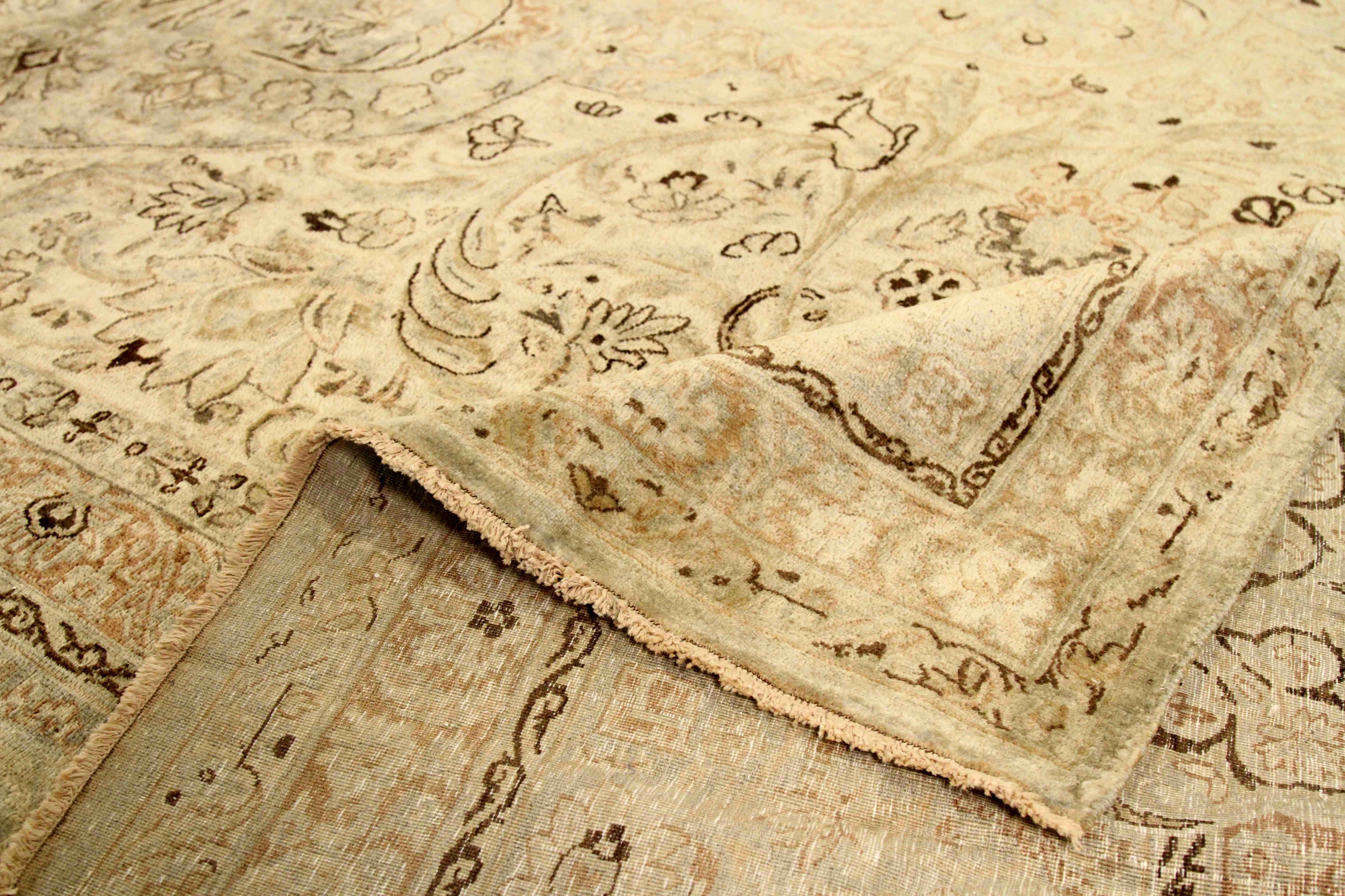 Thumbnail 2 for Antique Persian Kerman Traditional Rug 75892