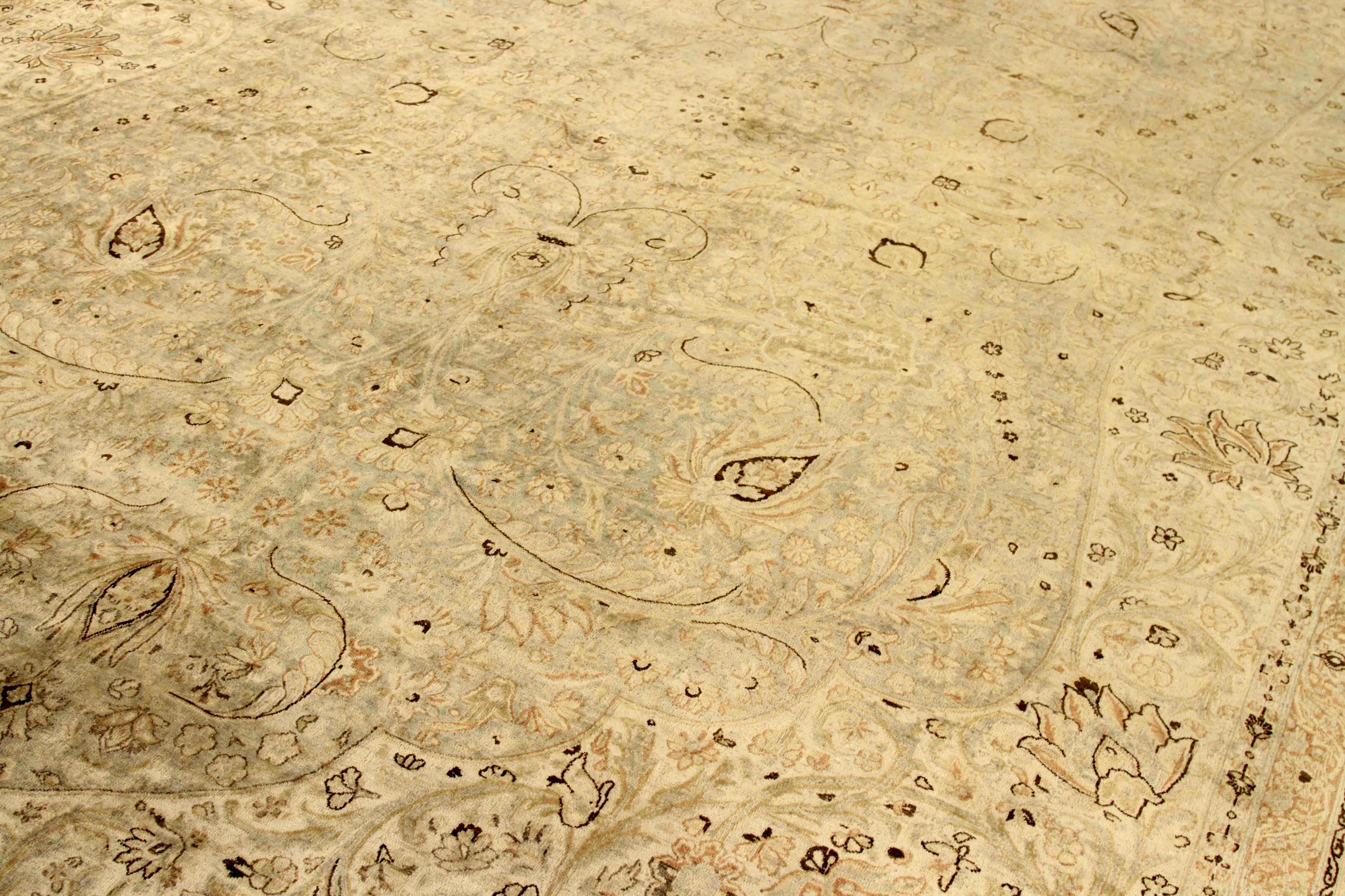 Thumbnail 6 for Antique Persian Kerman Traditional Rug 75892