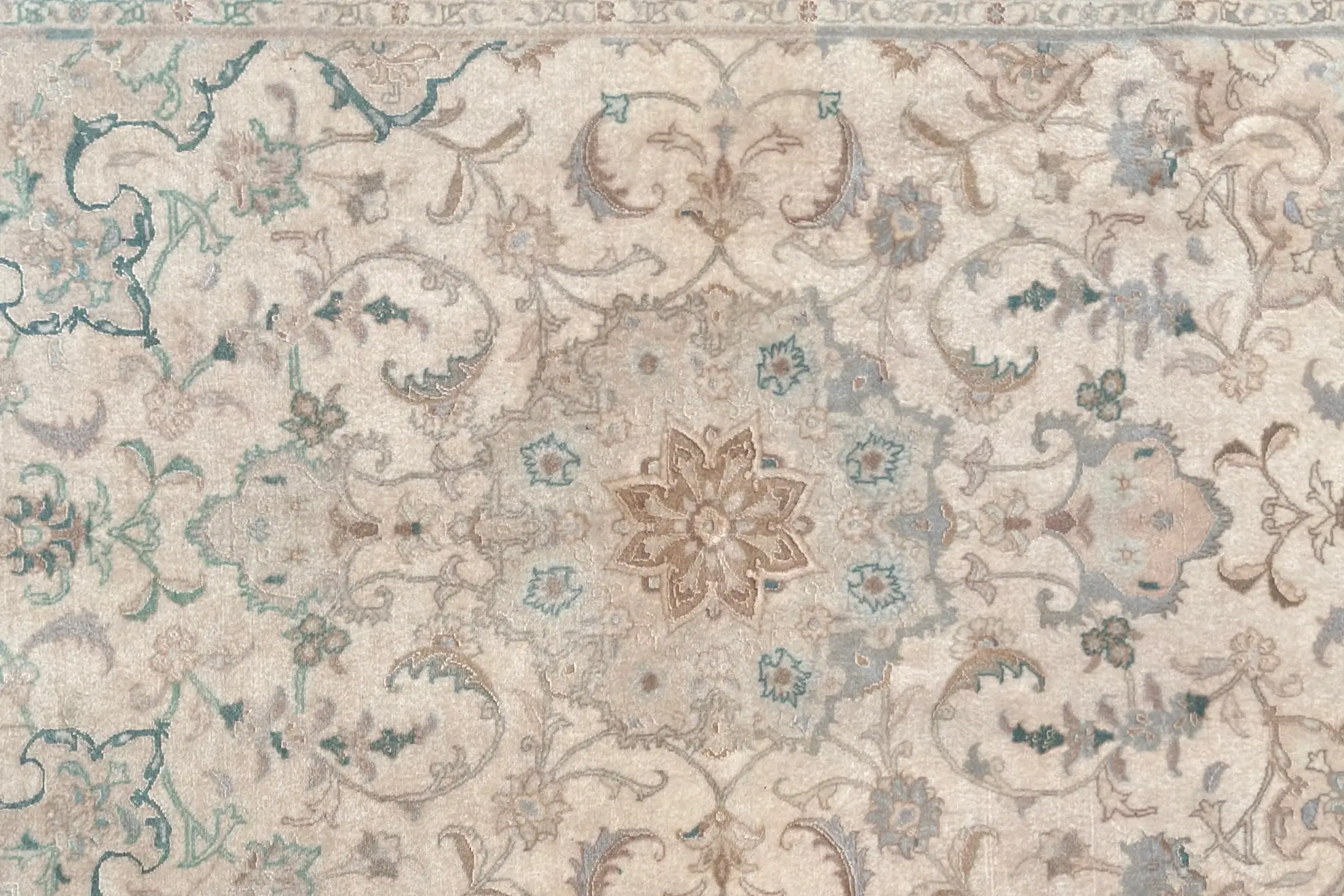 Thumbnail 11 for Persian Kashan Transitional Rug 70722