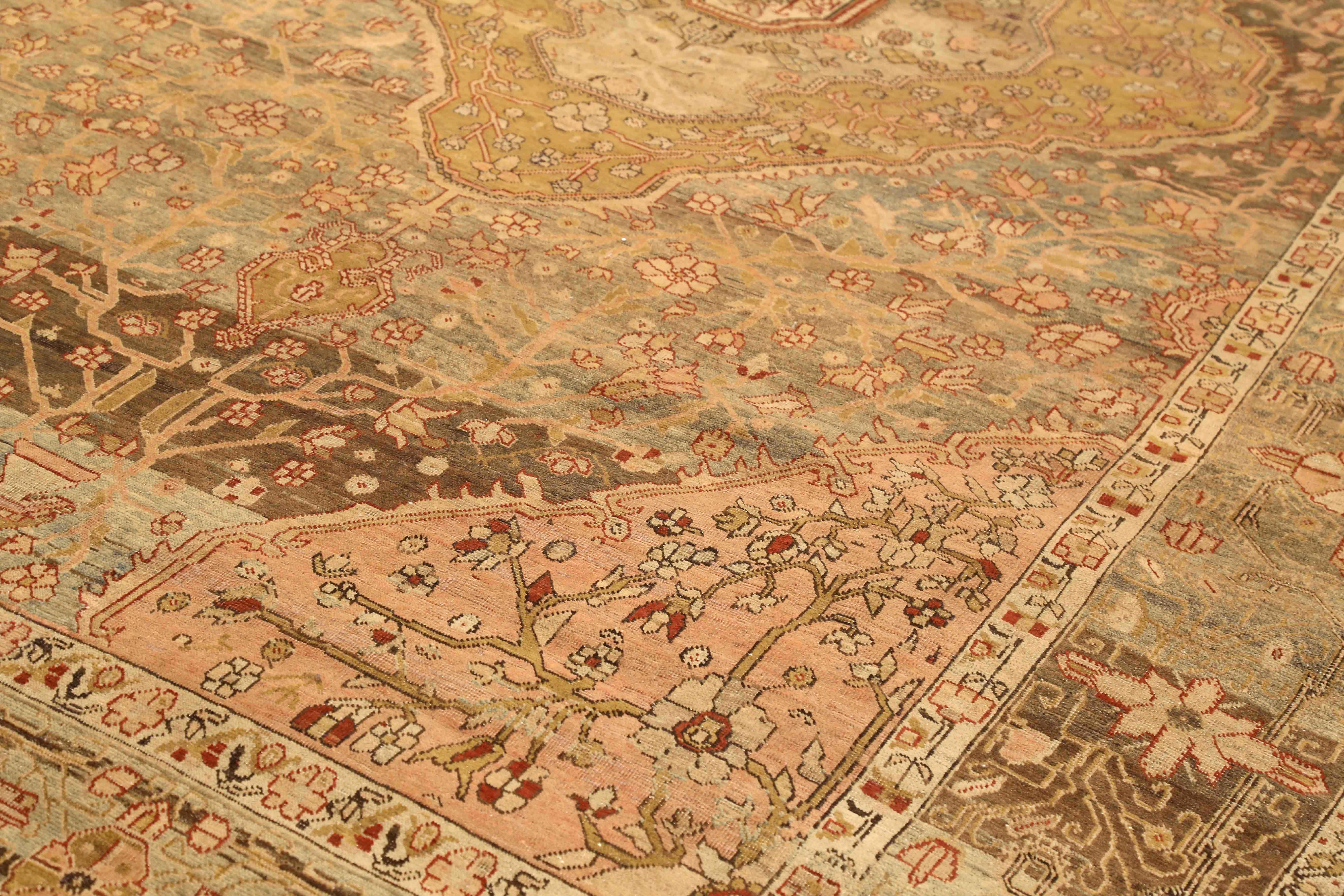 Thumbnail 3 for Antique Persian Farahan Traditional Rug 75941