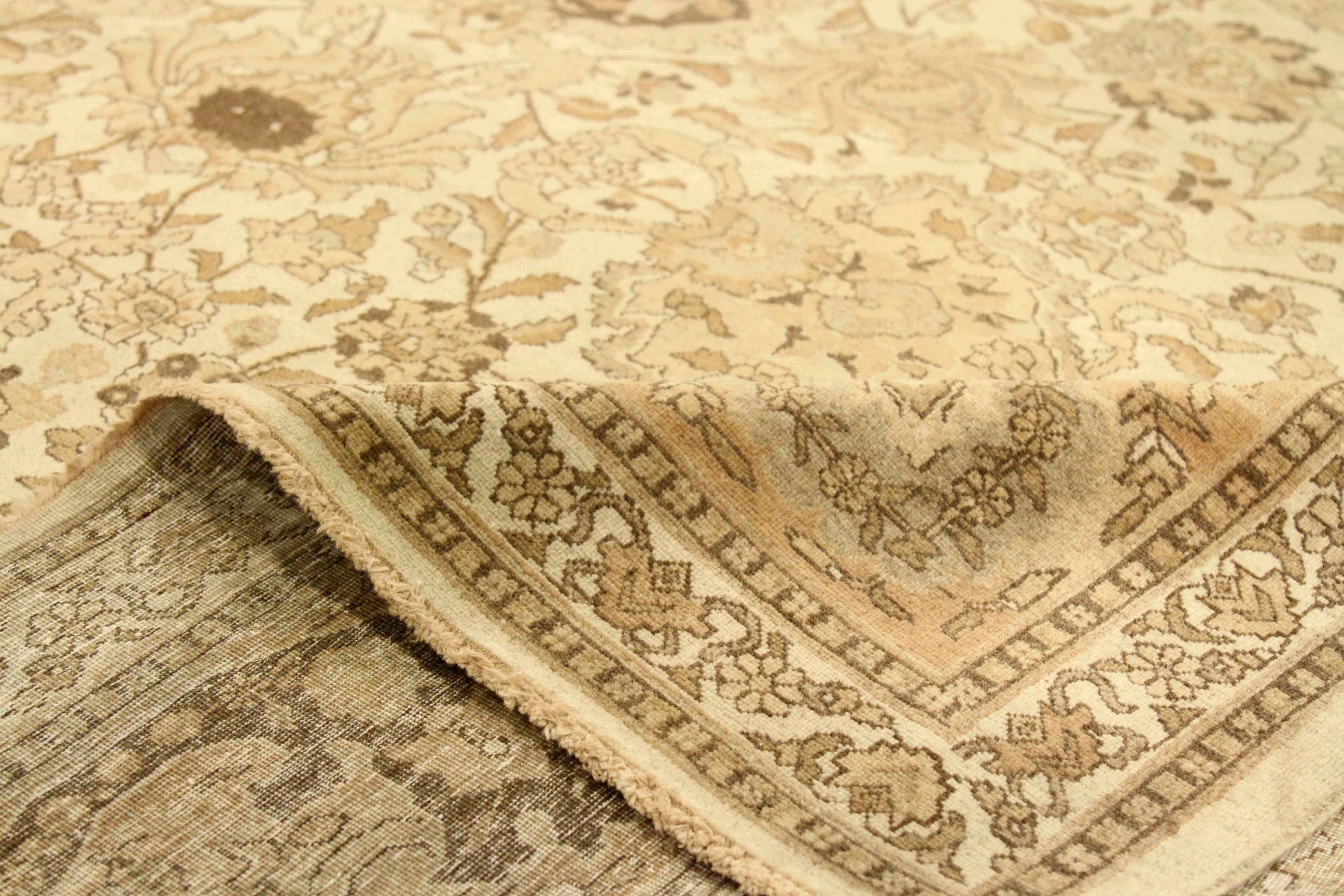 Thumbnail 4 for Antique Persian Tabriz Traditional Rug 76016