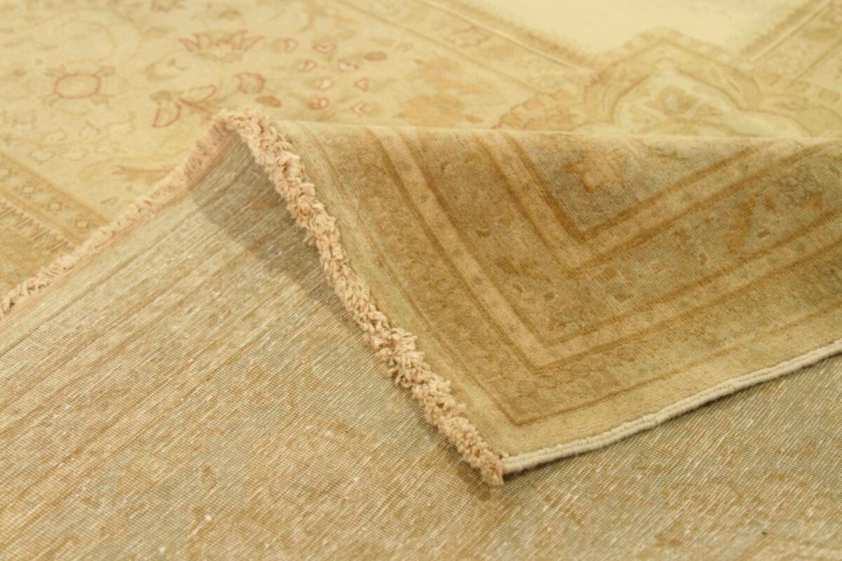 Thumbnail 14 for Antique Persian Tabriz Traditional Rug 76012