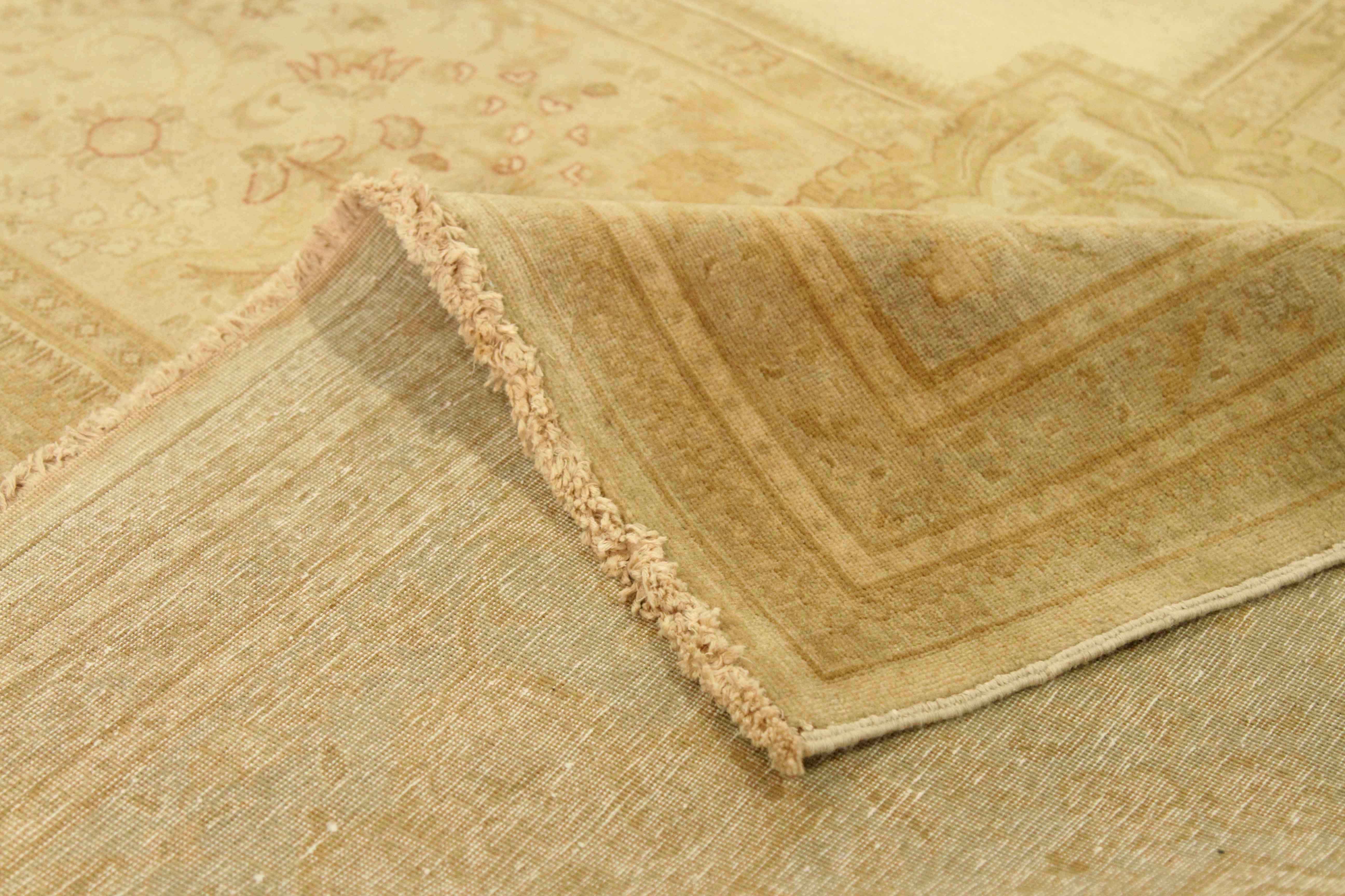 Thumbnail 2 for Antique Persian Tabriz Traditional Rug 76012