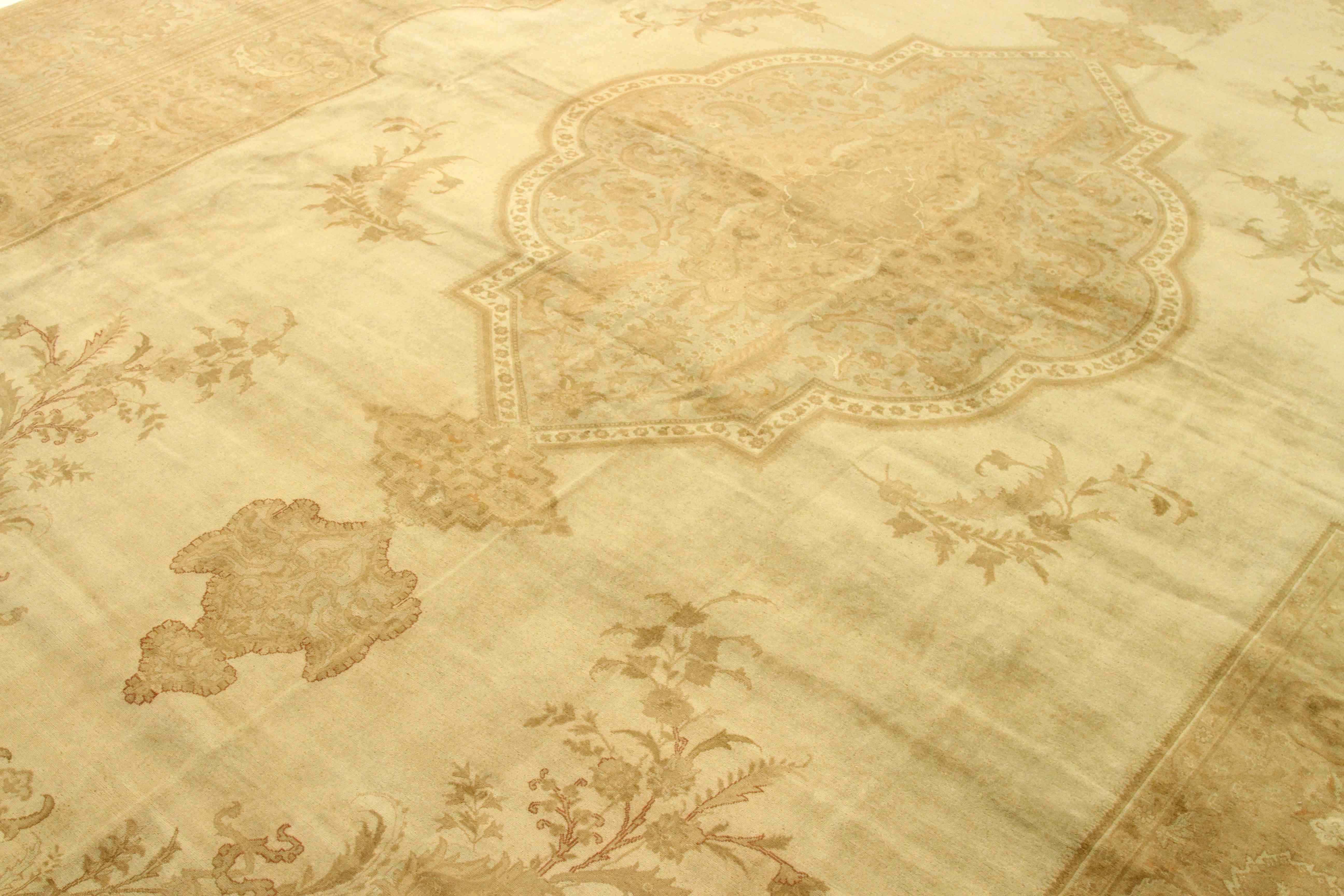 Thumbnail 7 for Antique Persian Tabriz Traditional Rug 76012