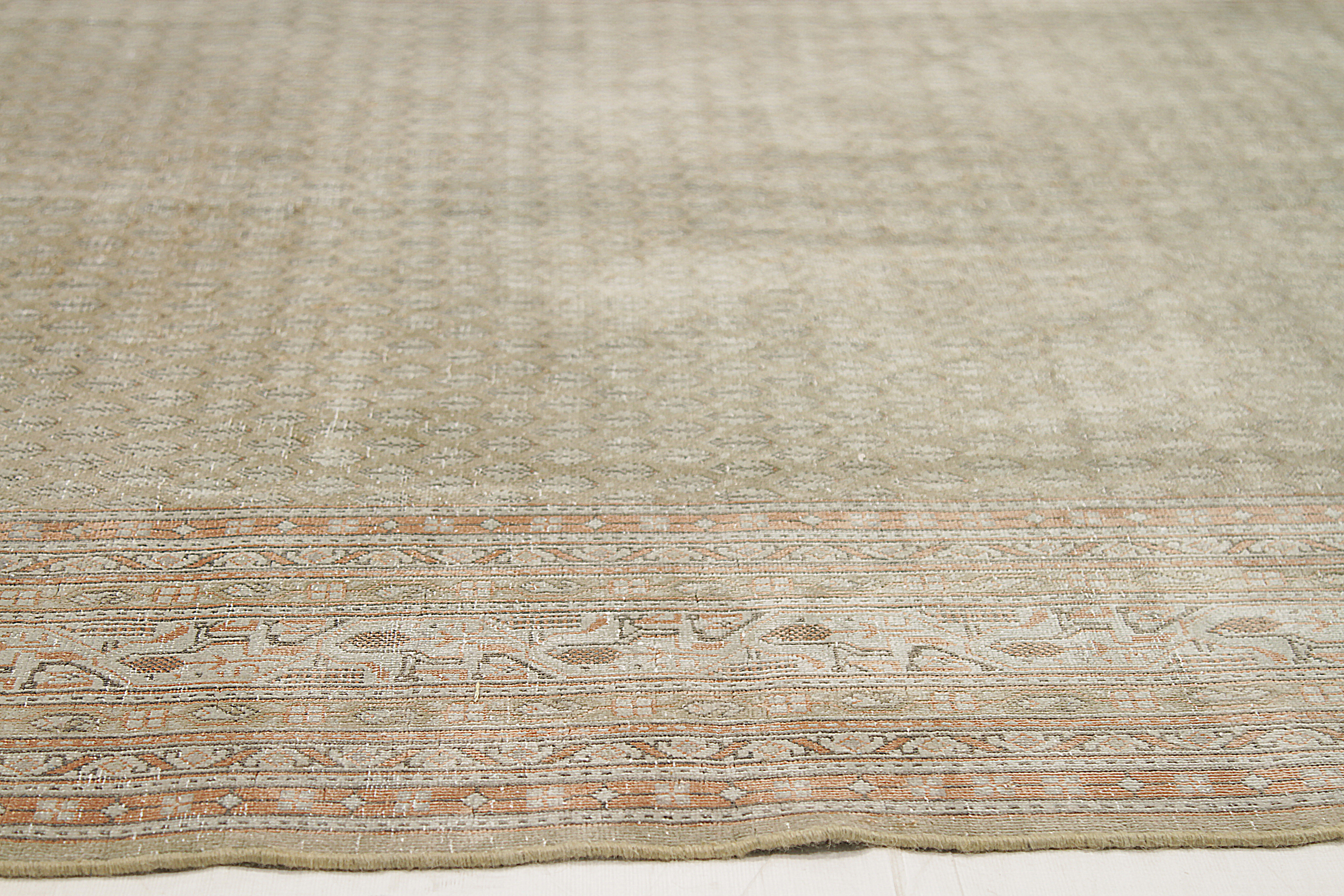 Thumbnail 4 for Antique Persian Mahal Transitional Rug 92553