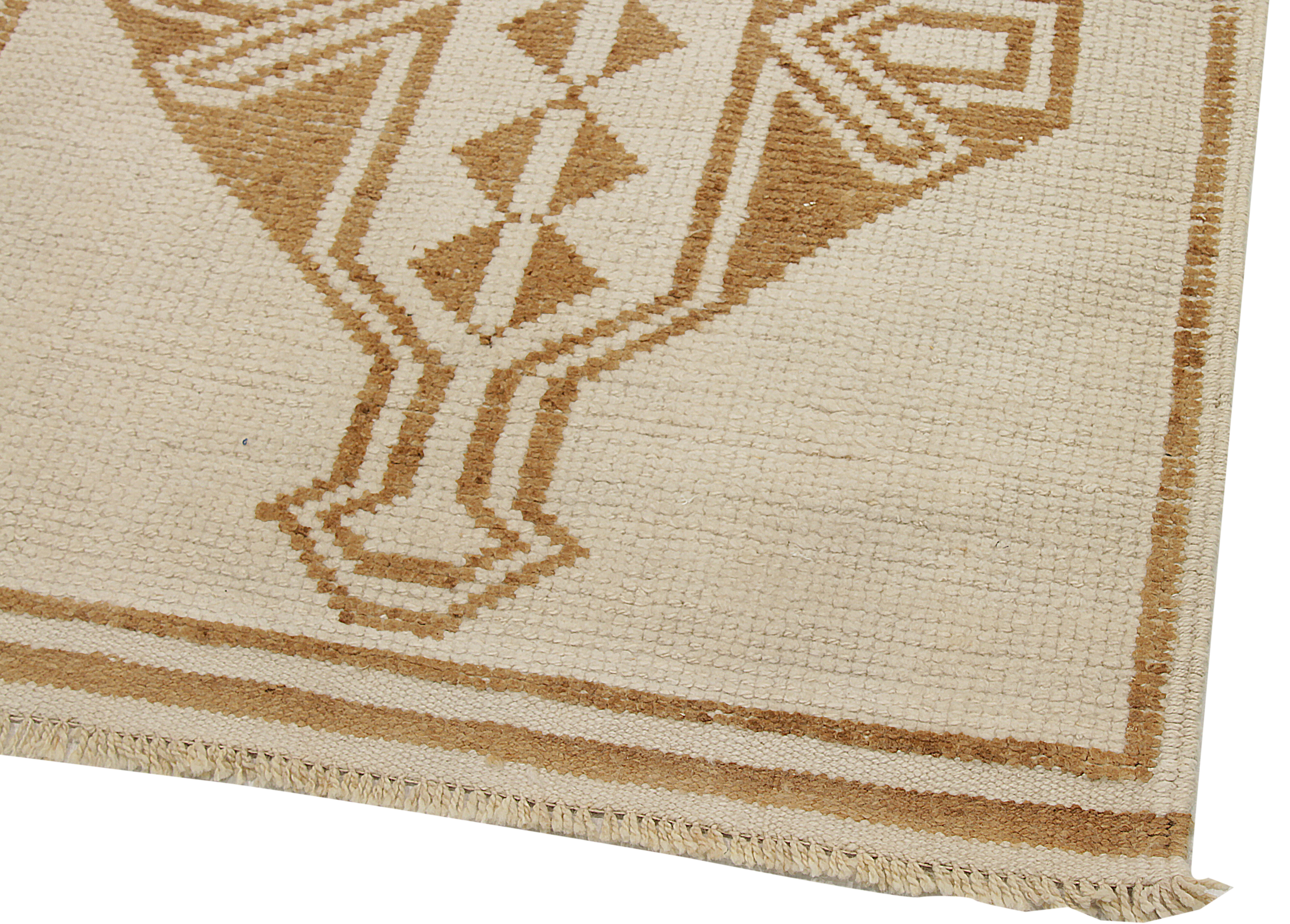 Thumbnail 5 for 92537